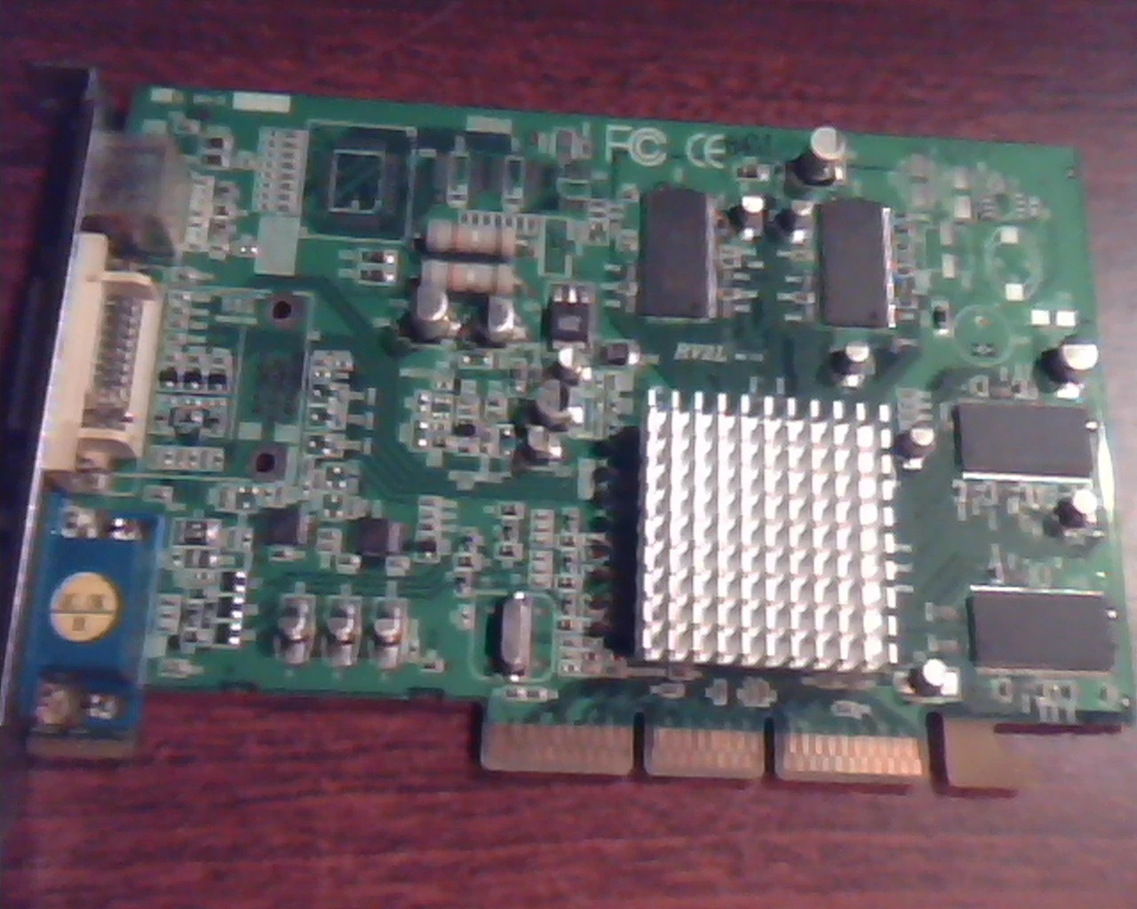 AGP card ATI RV2L-B3-64M RV2L DVI VGA Video Ver 1.0 D33053