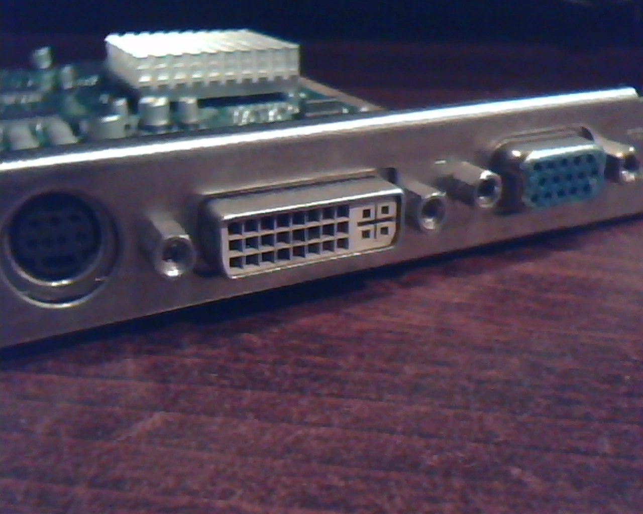 AGP card ATI RV2L-B3-64M RV2L DVI VGA Video Ver 1.0 D33053 - image 5