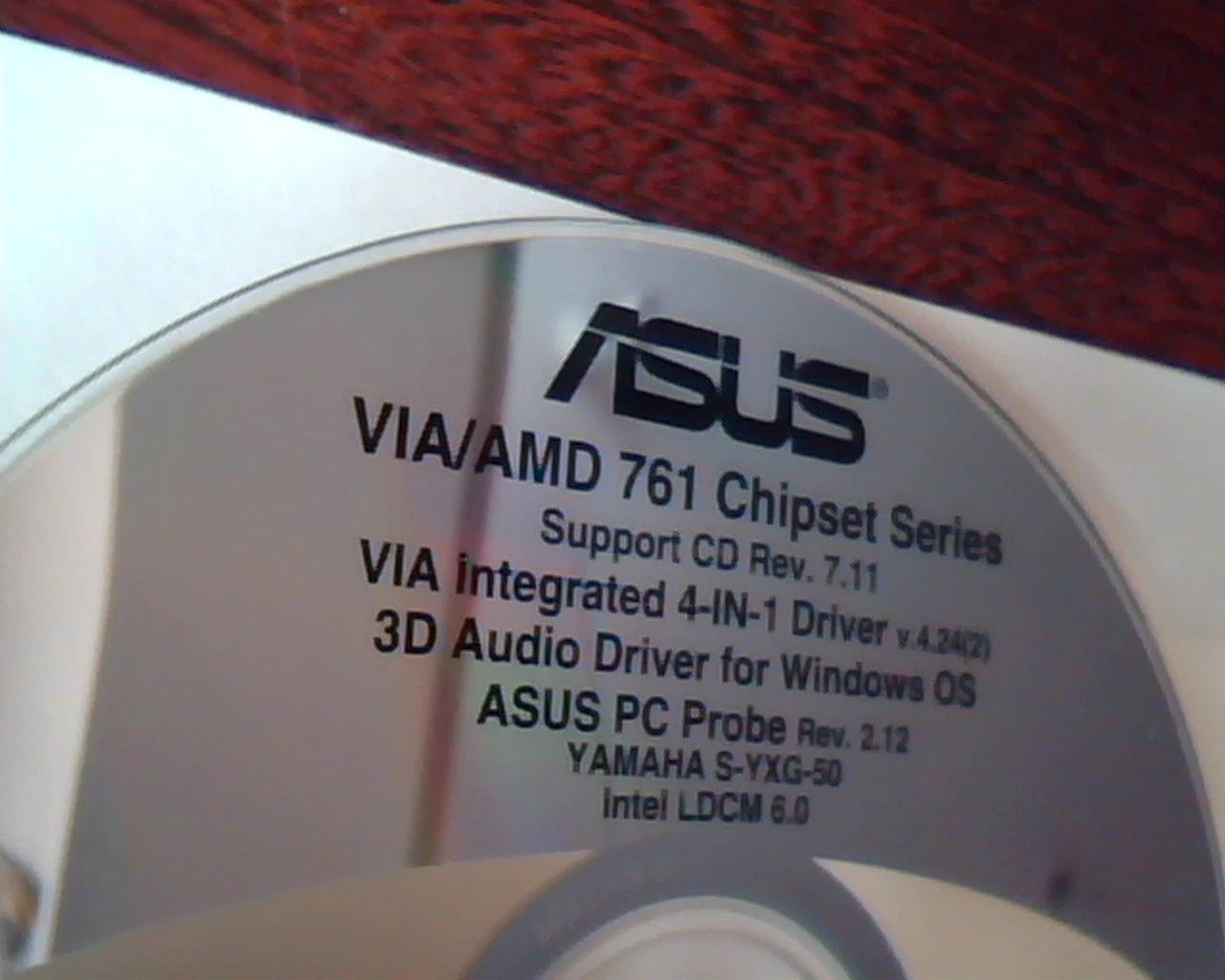 CD ASUS VIA/AMD 761 Chipset Support CD 7.11 VIA Integrated Driver Probe M166 - image 2