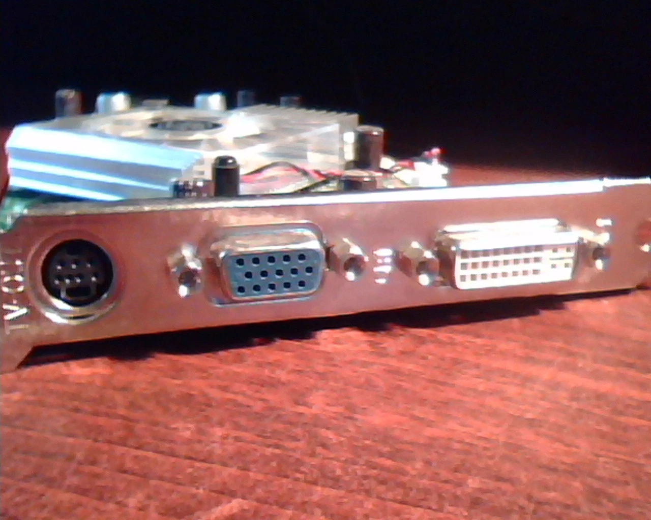 AGP card BFG GeForce 7300GT D512M BFGR73512GT DVI VGA TV-out - image 5