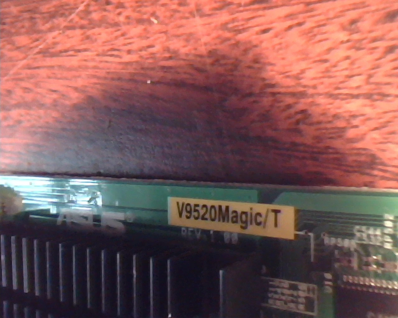 AGP card ASUS V9520Magic T 64M 0351109-A01-01483 NTSC VGA S-Video Comp-out - image 2