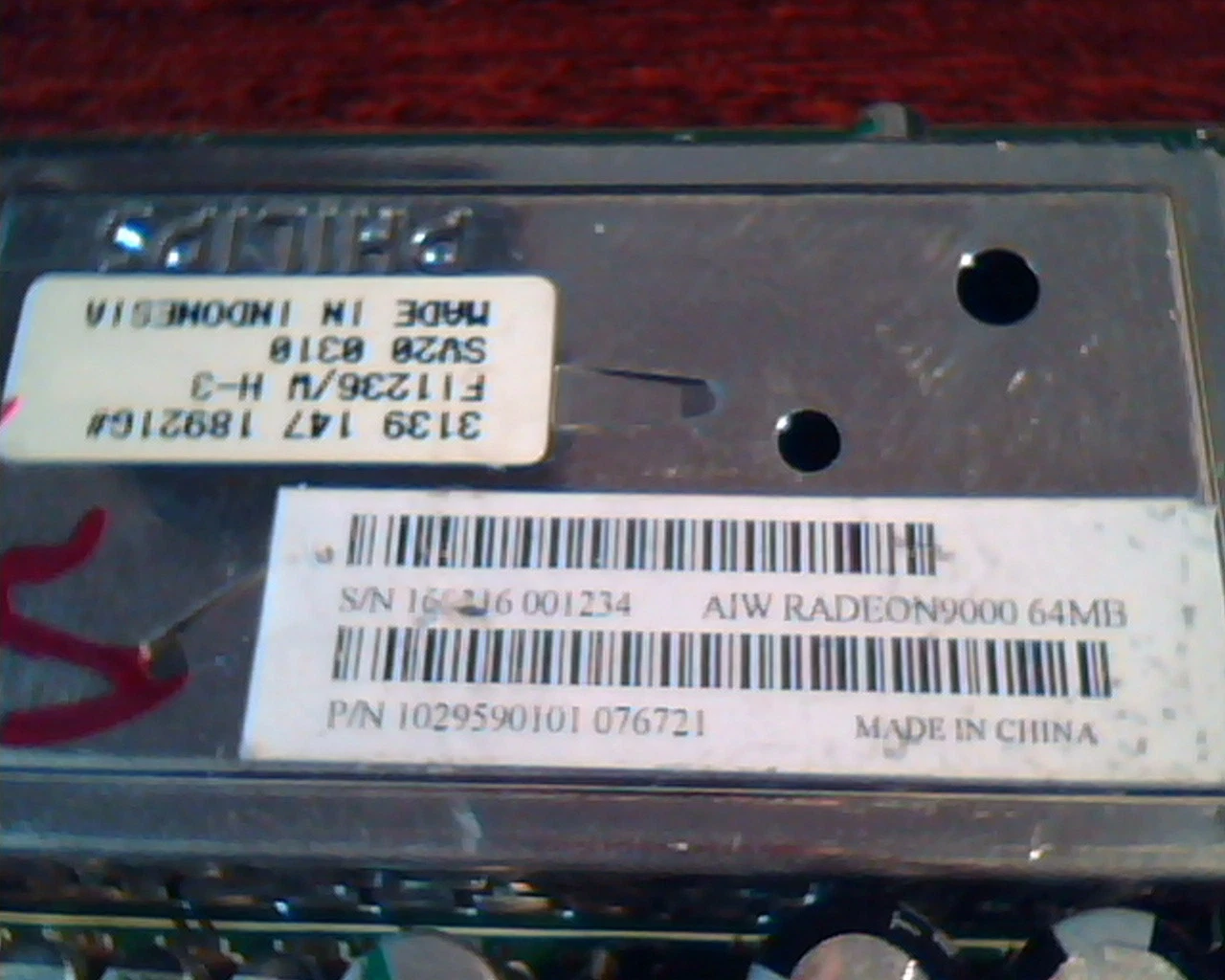 AGP card ATI AIW Radeon 900 64MB 109-95900-00 Theater 200 Vid DVI CATV - image 2