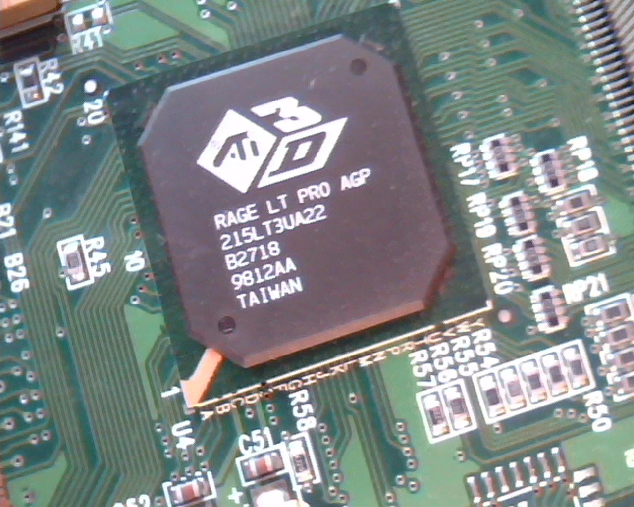 AGP card ATI 109-47200-00 AMC Rage LT Pro VGA TV LCD 1024200400 LTP328 - image 3