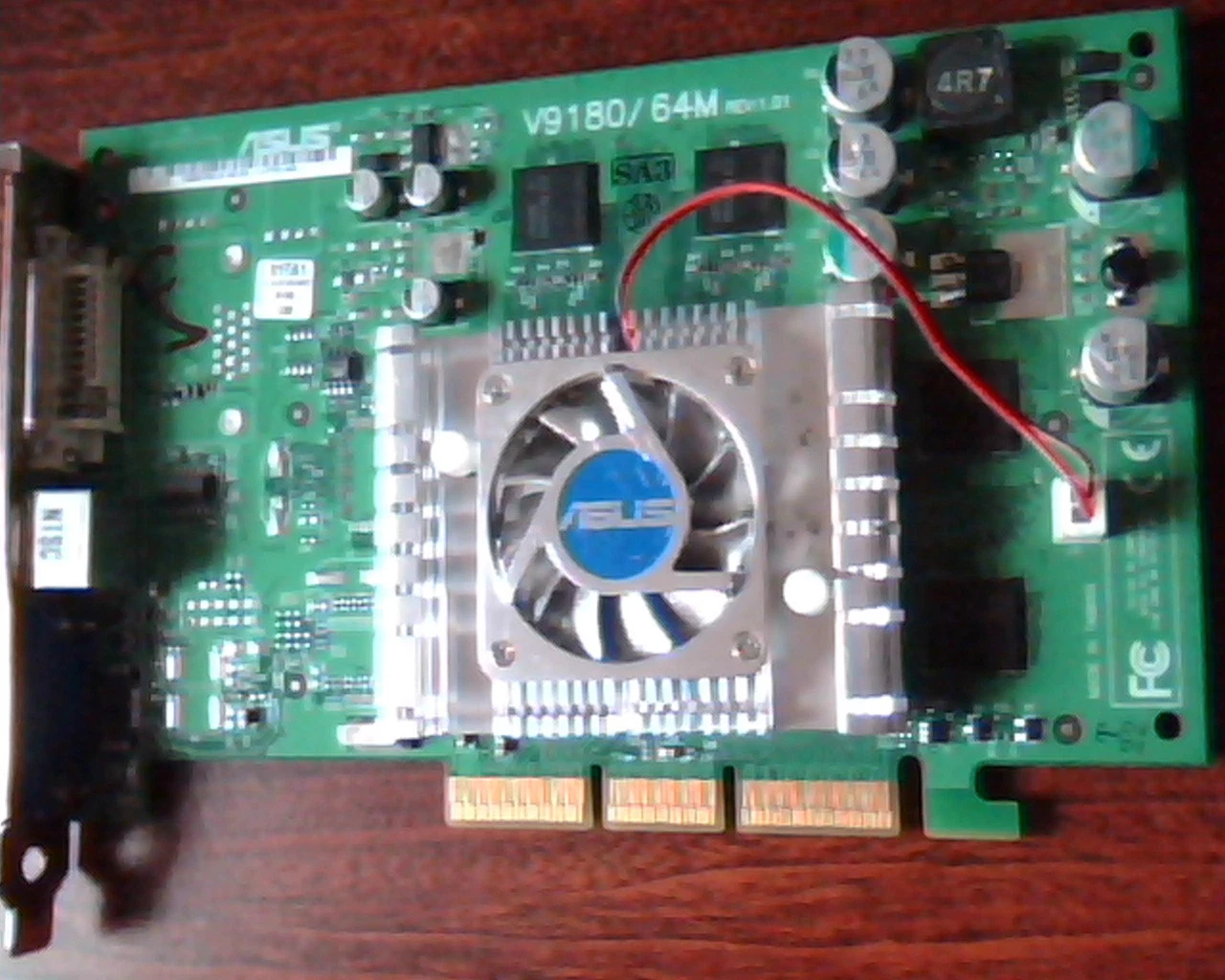 AGP card ASUS V9180 64M Rev 1.01 NTSC TD N A C1V770 VGA DVI TV 9180