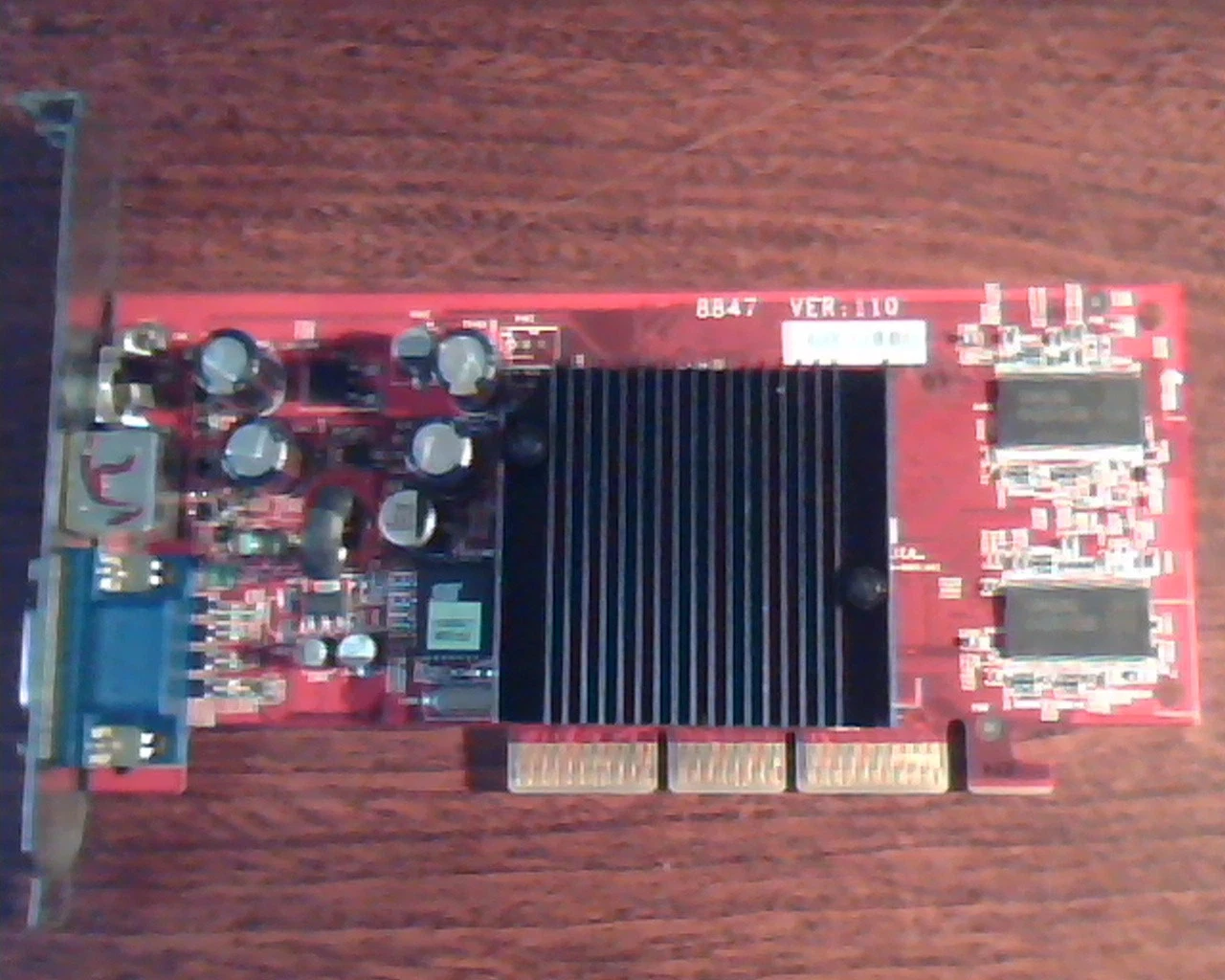 AGP card NVIDIA 8847 Ver 110 180-10073-0000-A01 8847-040 N1996 S-out VGA AV- out