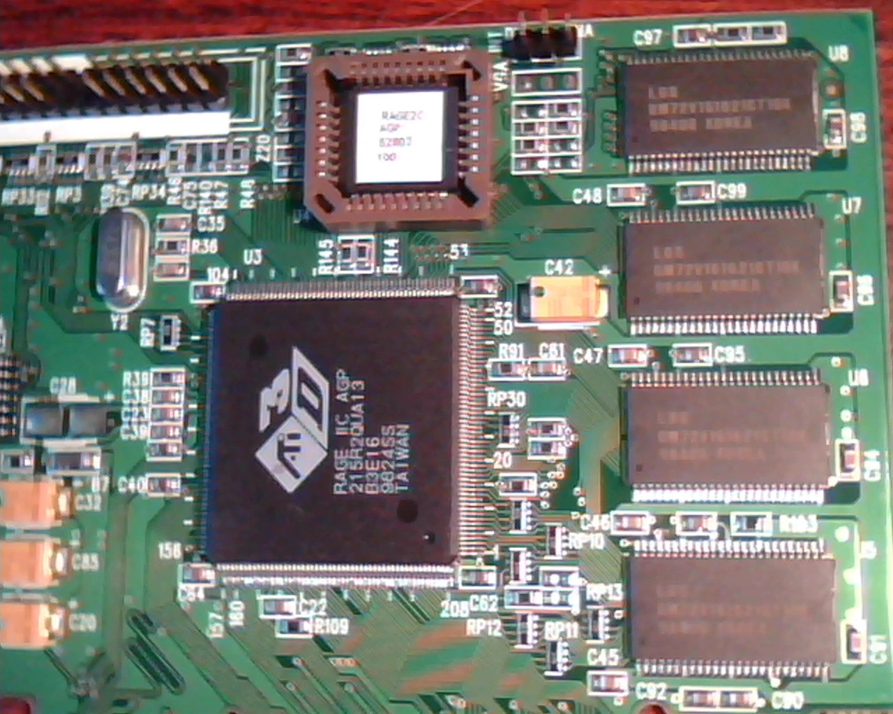 AGP card ATI 109-52800-00 Rage IIC 2c N424 1025280600530401I/O Ver 2.0 - image 2