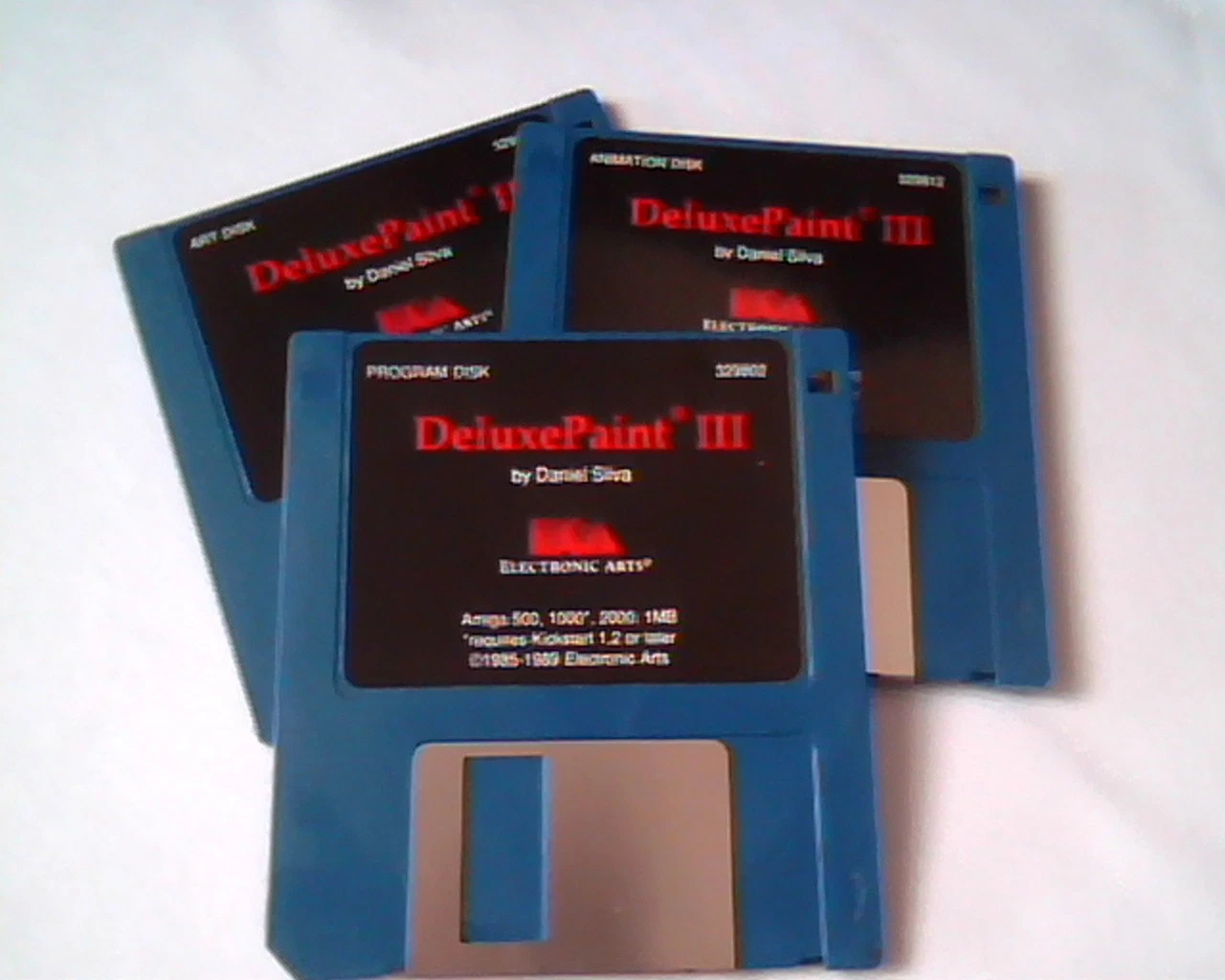 Floppy Disk DeluxePaint III 3 by Daniel Silva Electronic Arts program Amiga