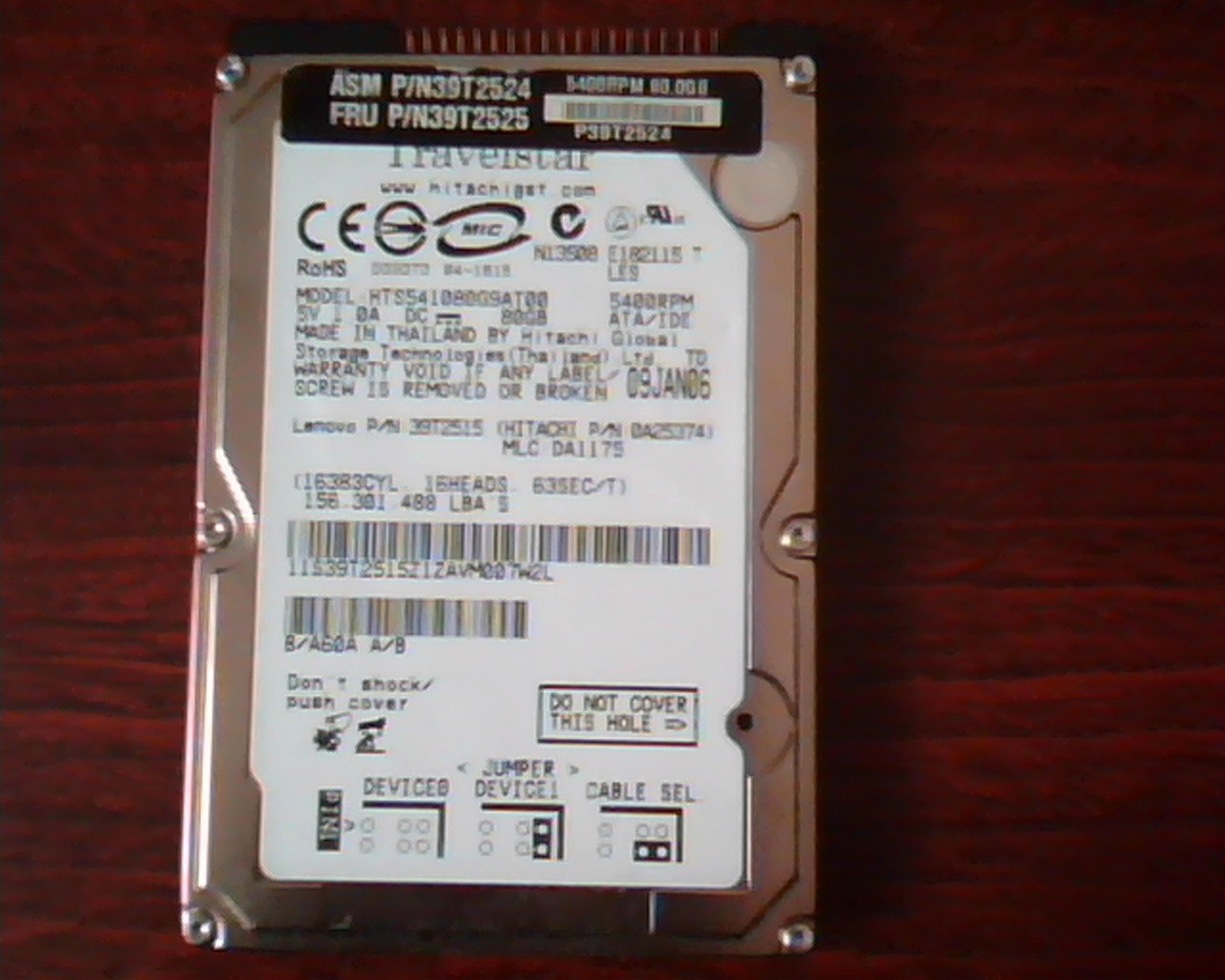 2.5 Hard Disk Drive Travelstar HTS541080G9AT00 IDE 39T2515 DA1175 80GB