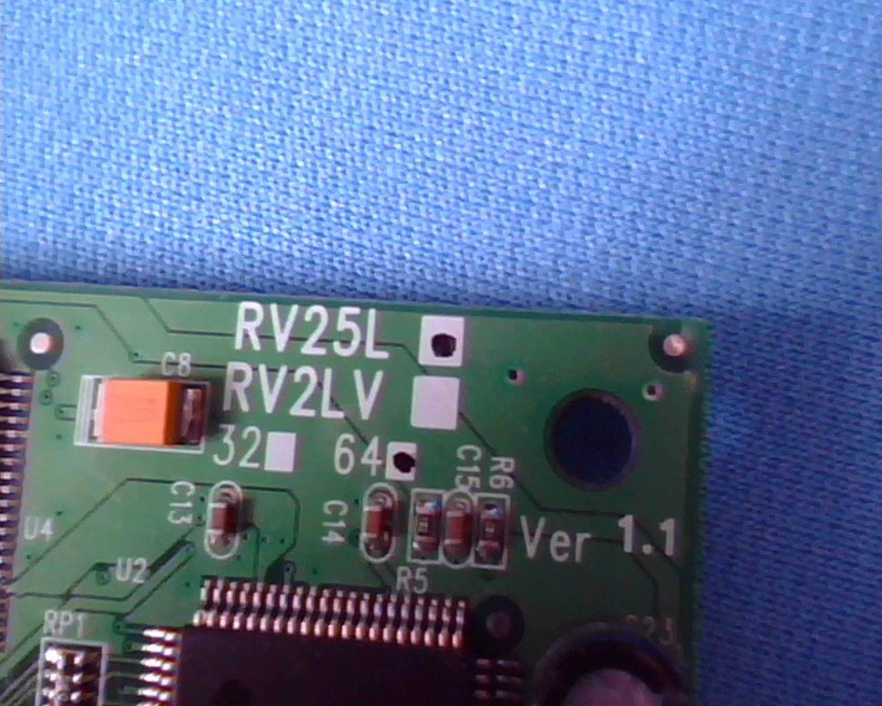 PowerColor Ati Radeon 9000 RV25L-B3 DVI VGA v1.1 64M AGP video graphics card - image 2