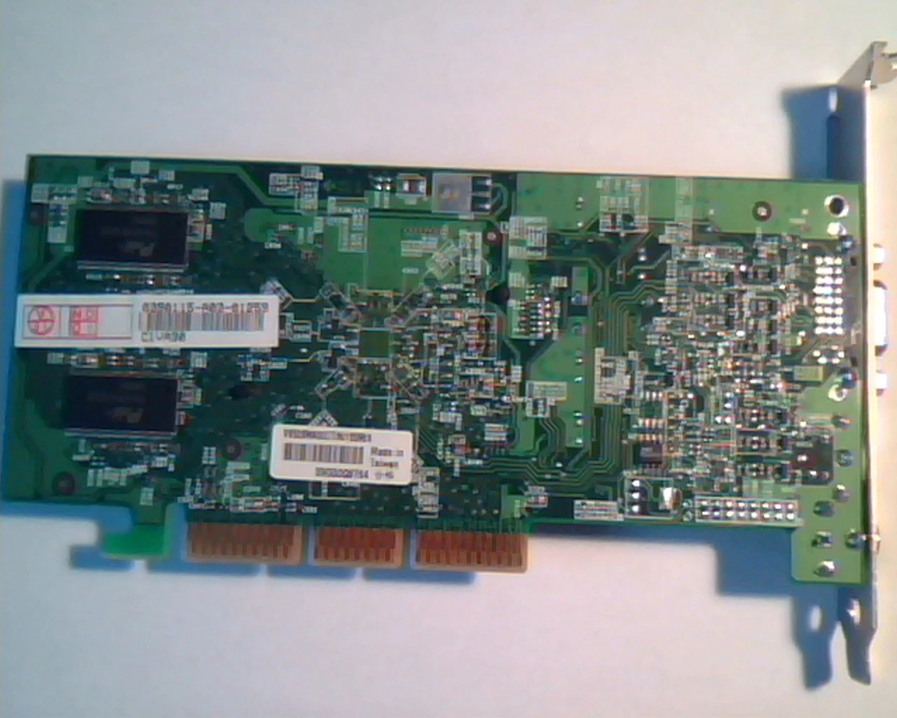 AGP Video Graphics Card Asus V9520Magic T 128M A 0390115-A03 S-Vid CompOut V9520 - image 3
