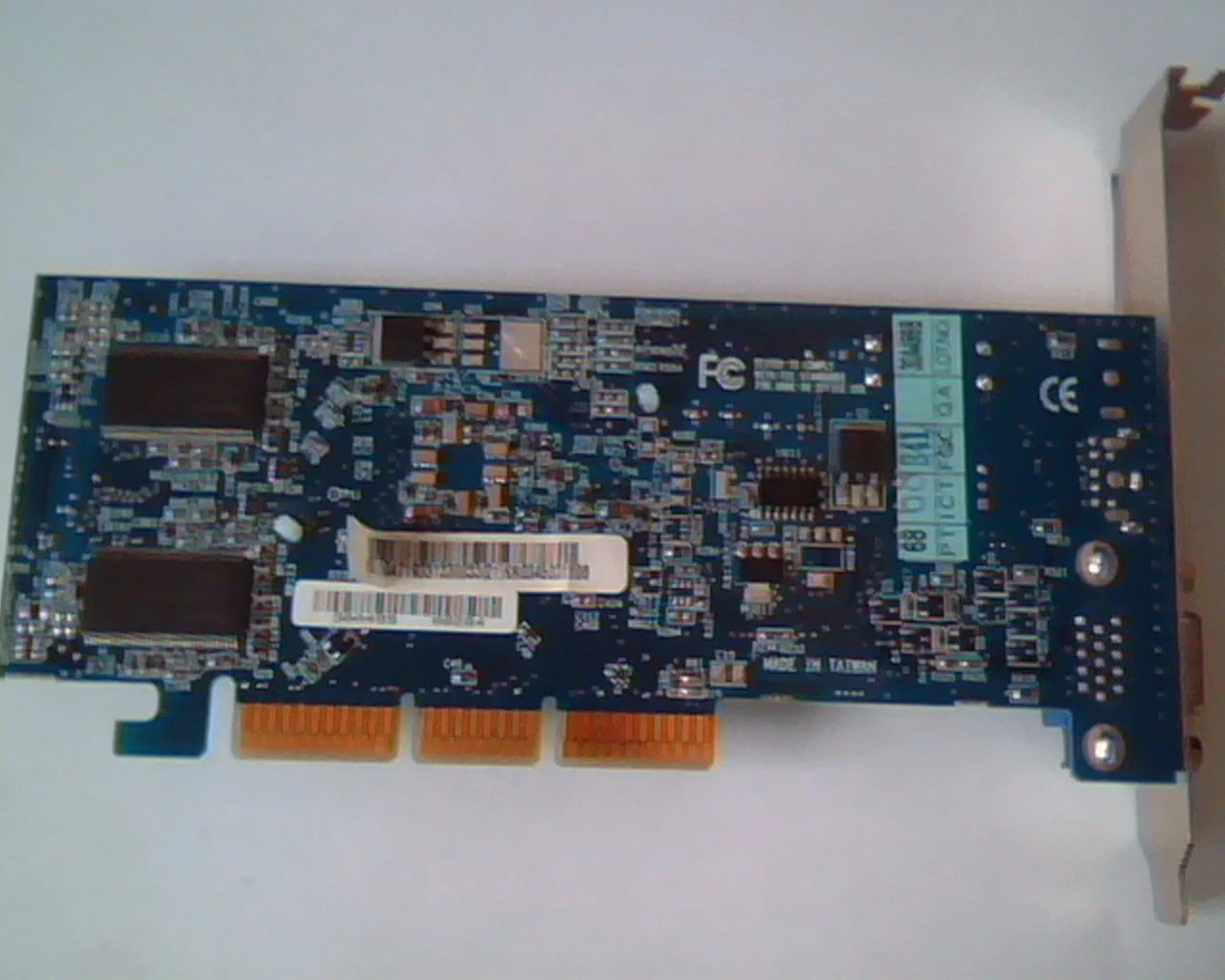 AGP card Gigabyte GV-R92S128T Rev 1.0 30A499B 00284 S-Video VGA - image 5