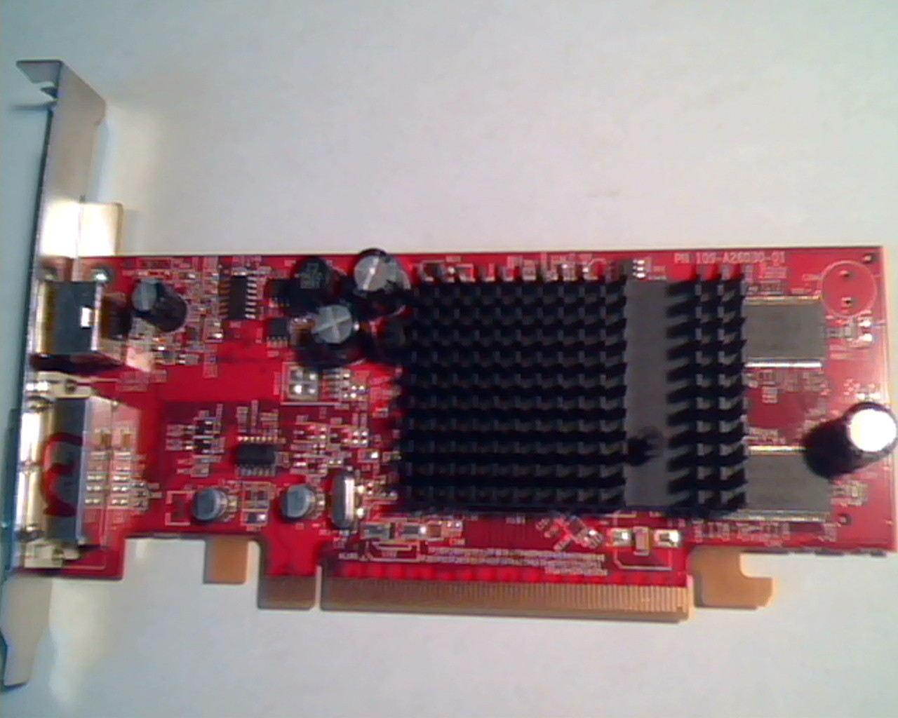 PCI-E express card ATI 109-A26030-01 Rev A01 102A2604402 E-G012-05-1638 DVI S-Vi