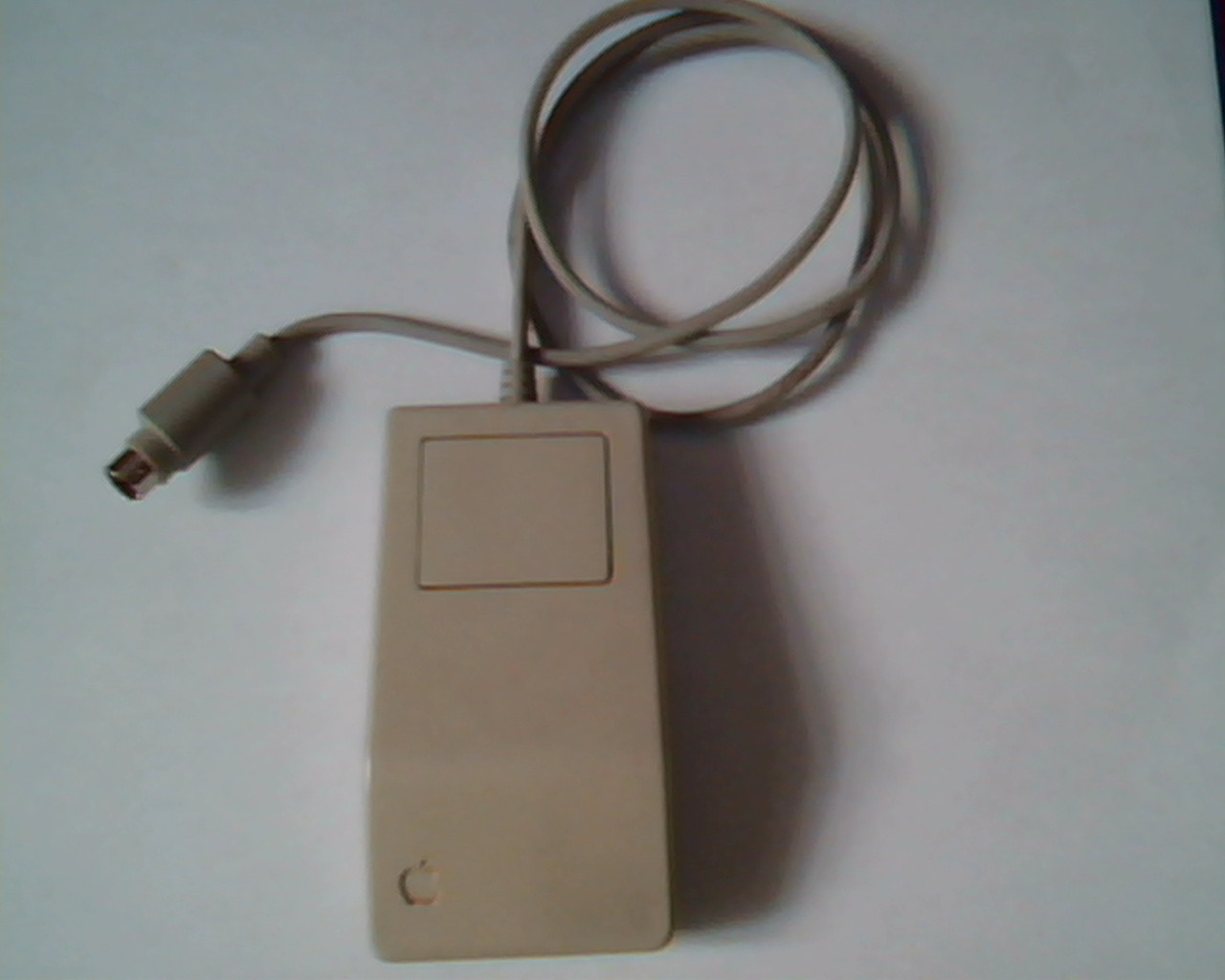 Apple Mouse One-button Desktop Bus Mouse G5431 BCGA65431 white