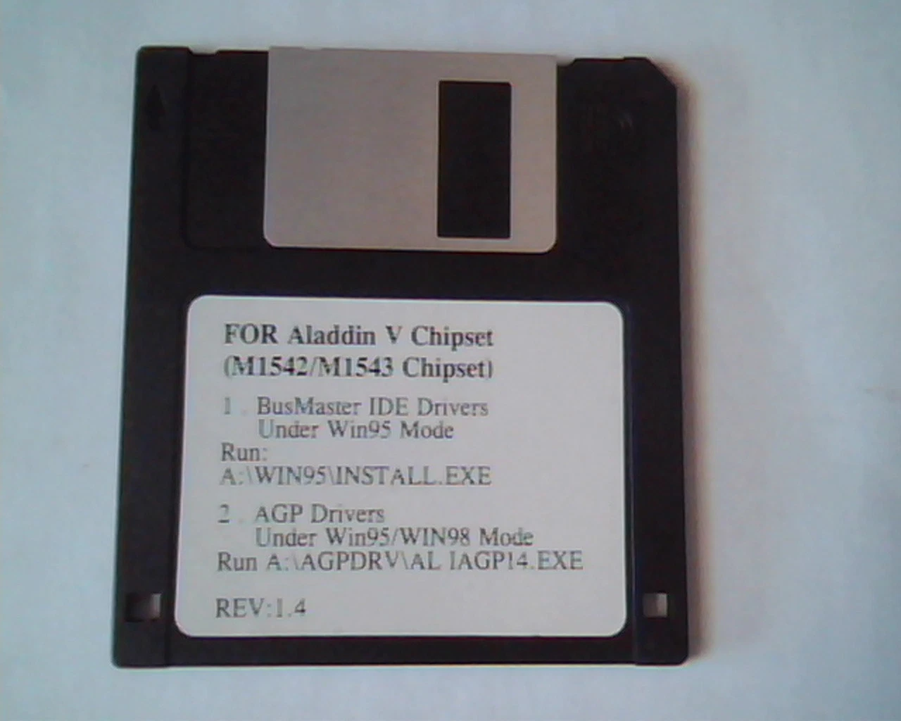 Floppy Disk FOR Aladdin V Chipset M1542 M1543 Rev 1.4 - drivers