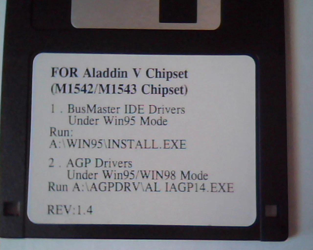 Floppy Disk FOR Aladdin V Chipset M1542 M1543 Rev 1.4 - drivers - image 2