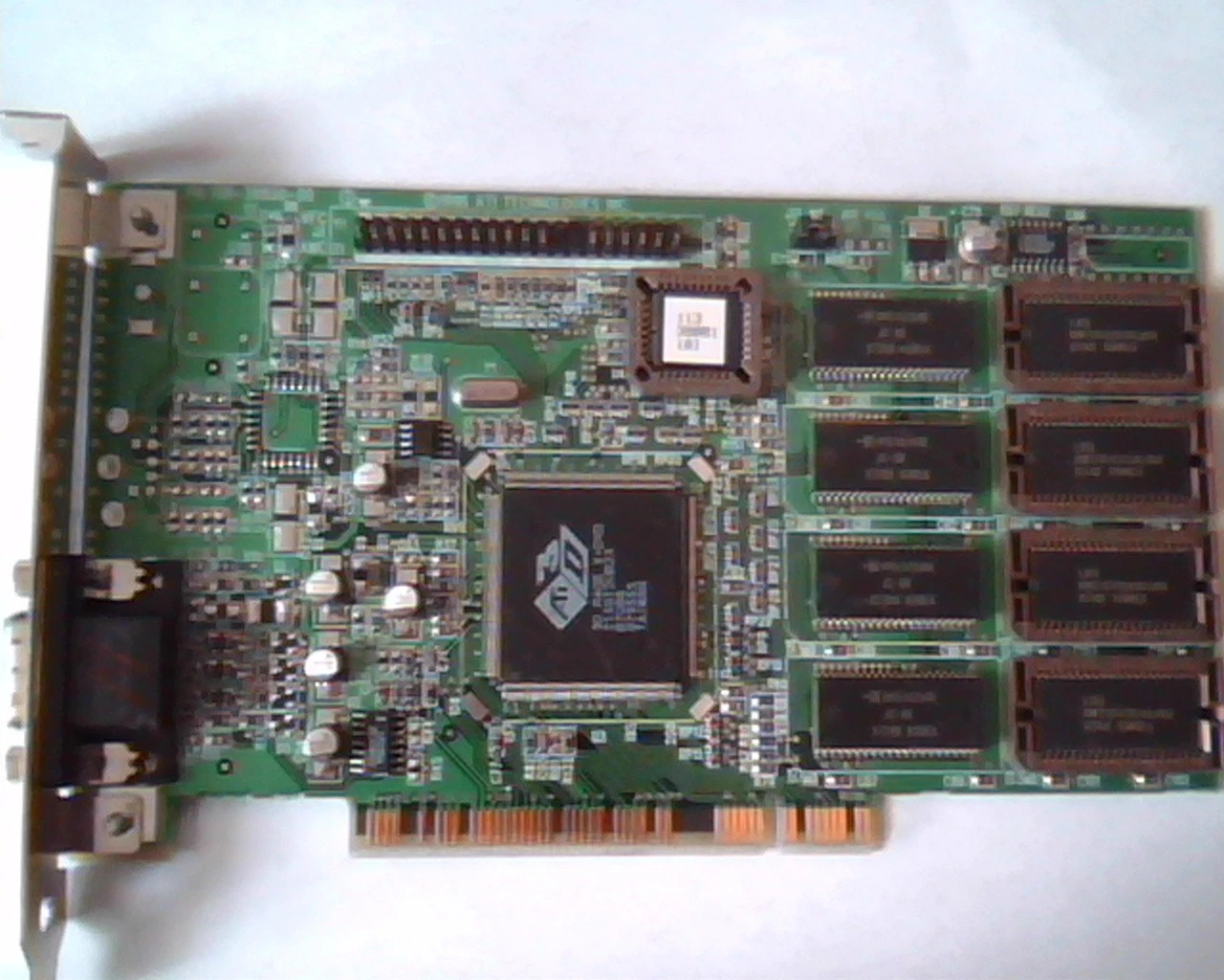 PCI Video card ATI 3D Rage II+ DVD 109-38800-00 113 38801 1023880000 VGA Graphic