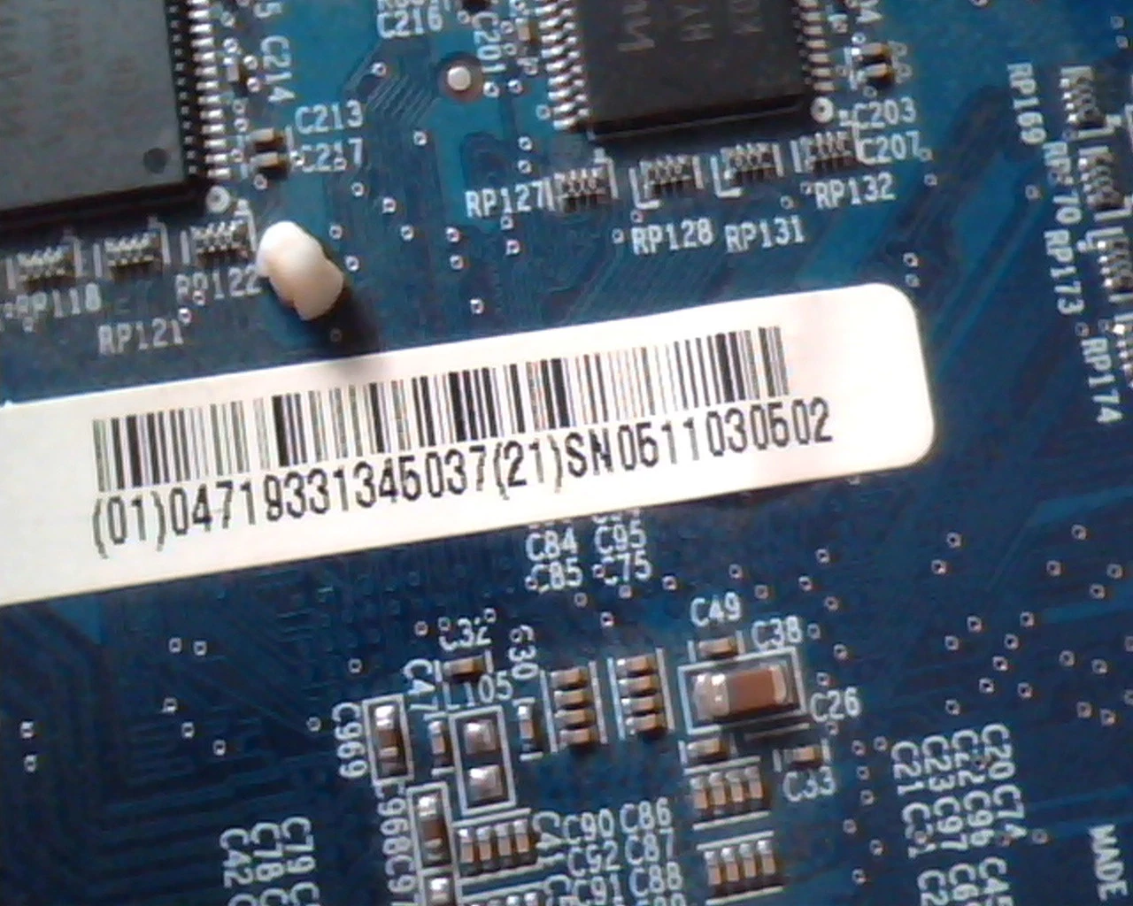 PCI-E express card Gigabyte GV-RX60P128DE 4RB161C DVI VGA S-Video Rev 1.0 - image 6