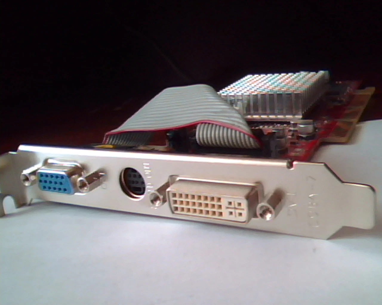 AGP card R92LE Ver1.2 128MB R92L-LC3 ATI DVI VGA S-Vid out E162264 - image 5