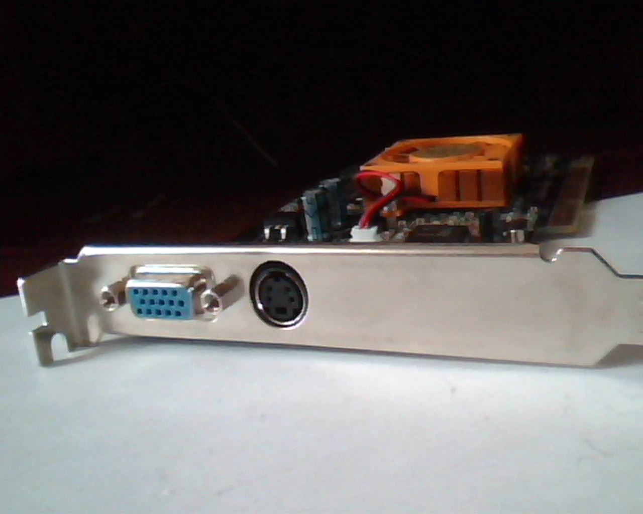 AGP card GF4 MX440SE Ver Q 64M SDR TV-out GV-4400Q-004 VGA - image 5