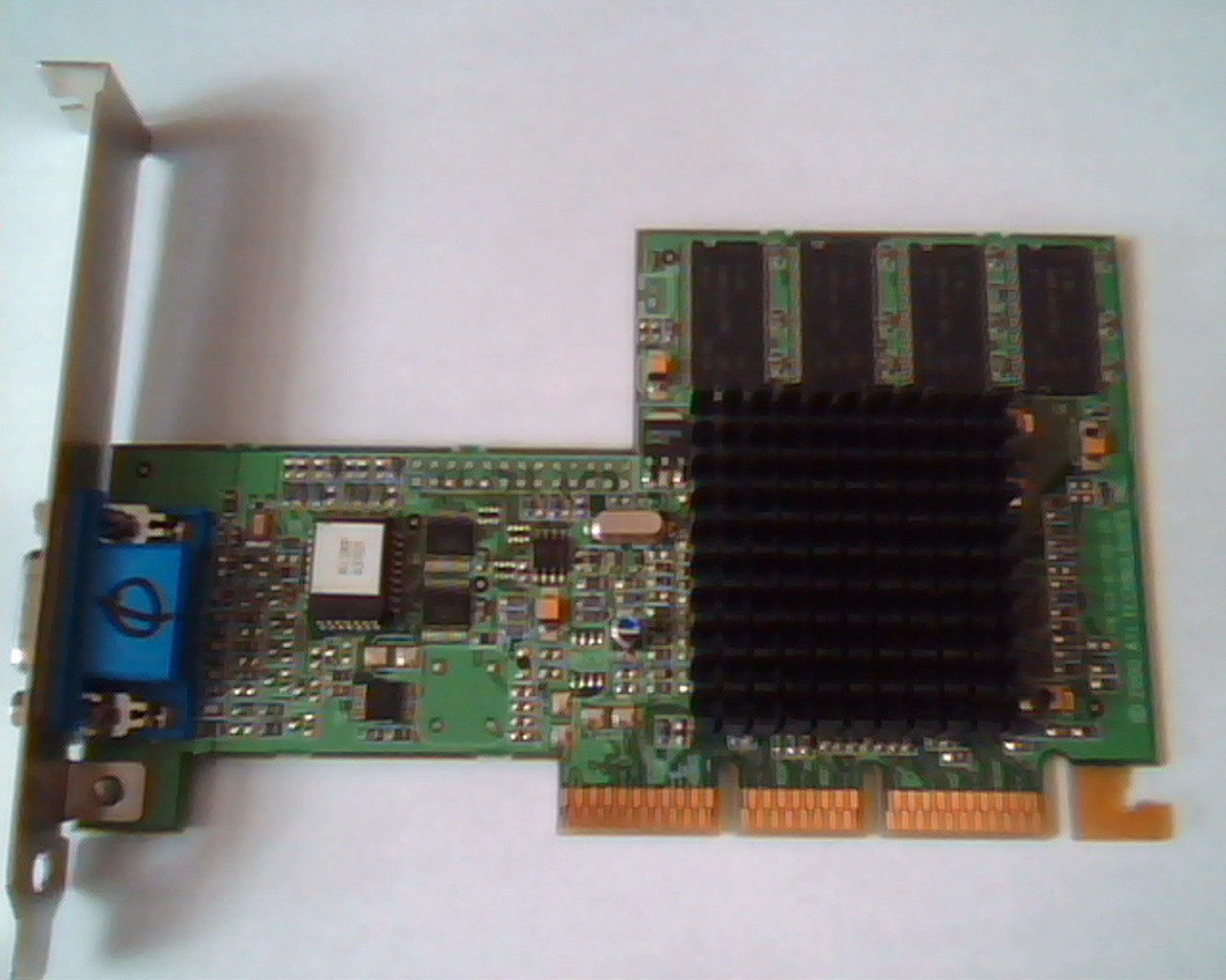 AGP card ATI 109-65700-20 R128P 65707 VGA Xpert2000Pro 32M 1025-B4020 Rage 128