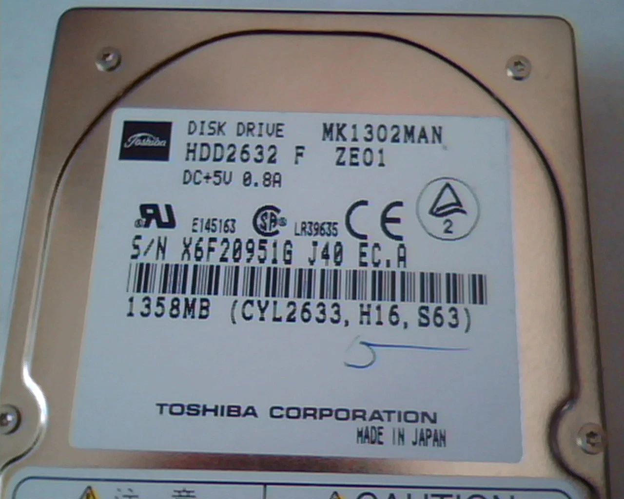 2.5 Hard Disk Drive Toshiba MK1302MAN HDD2632 F ZE01 1358MB - image 2