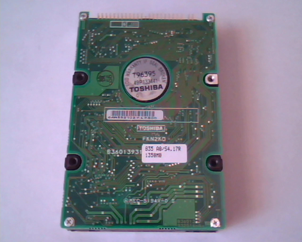 2.5 Hard Disk Drive Toshiba MK1302MAN HDD2632 F ZE01 1358MB - image 3