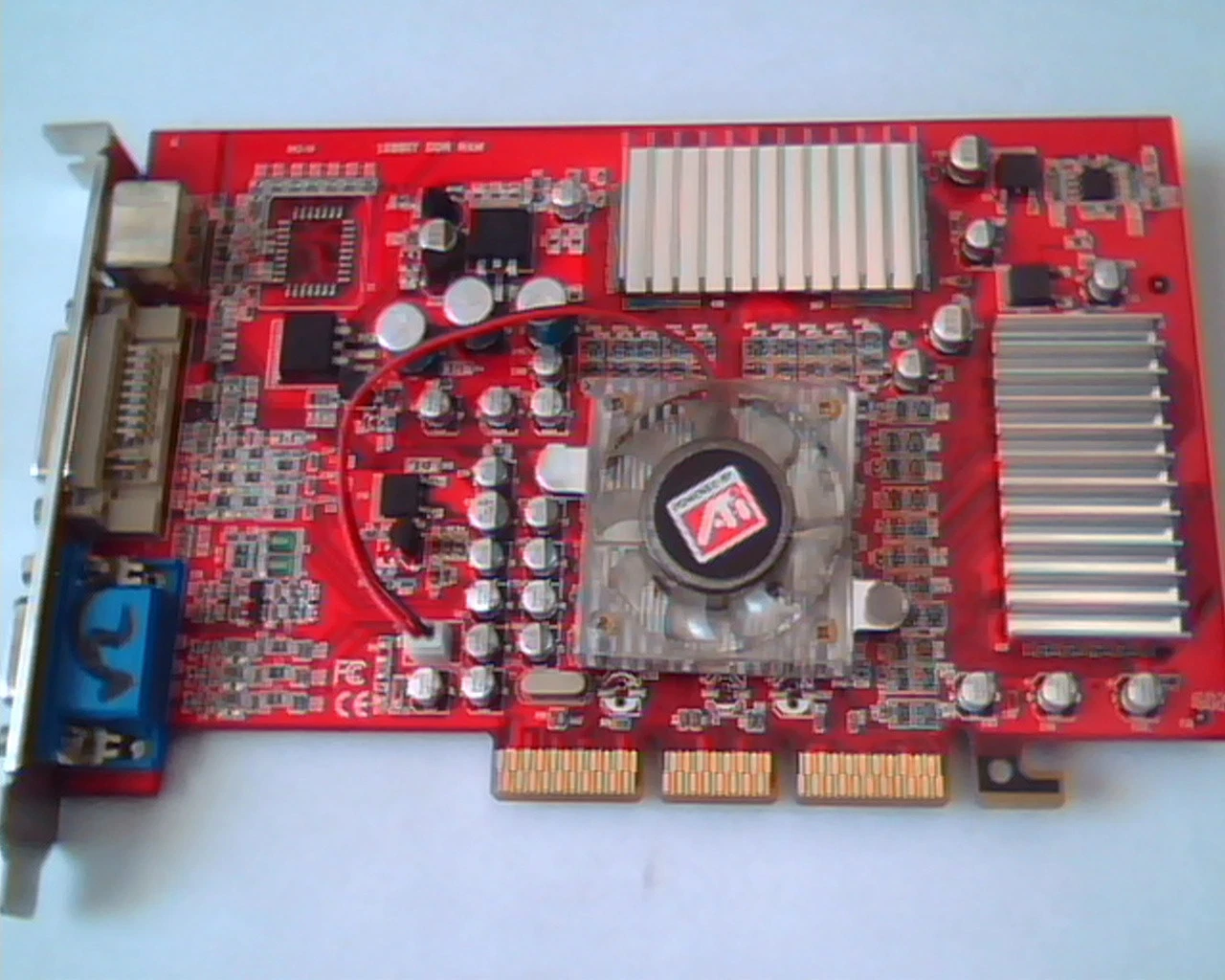 AGP card DDR ATI G-Radeon 7500 TV 64MB Radeon VGA DVI 128Bit - image 3