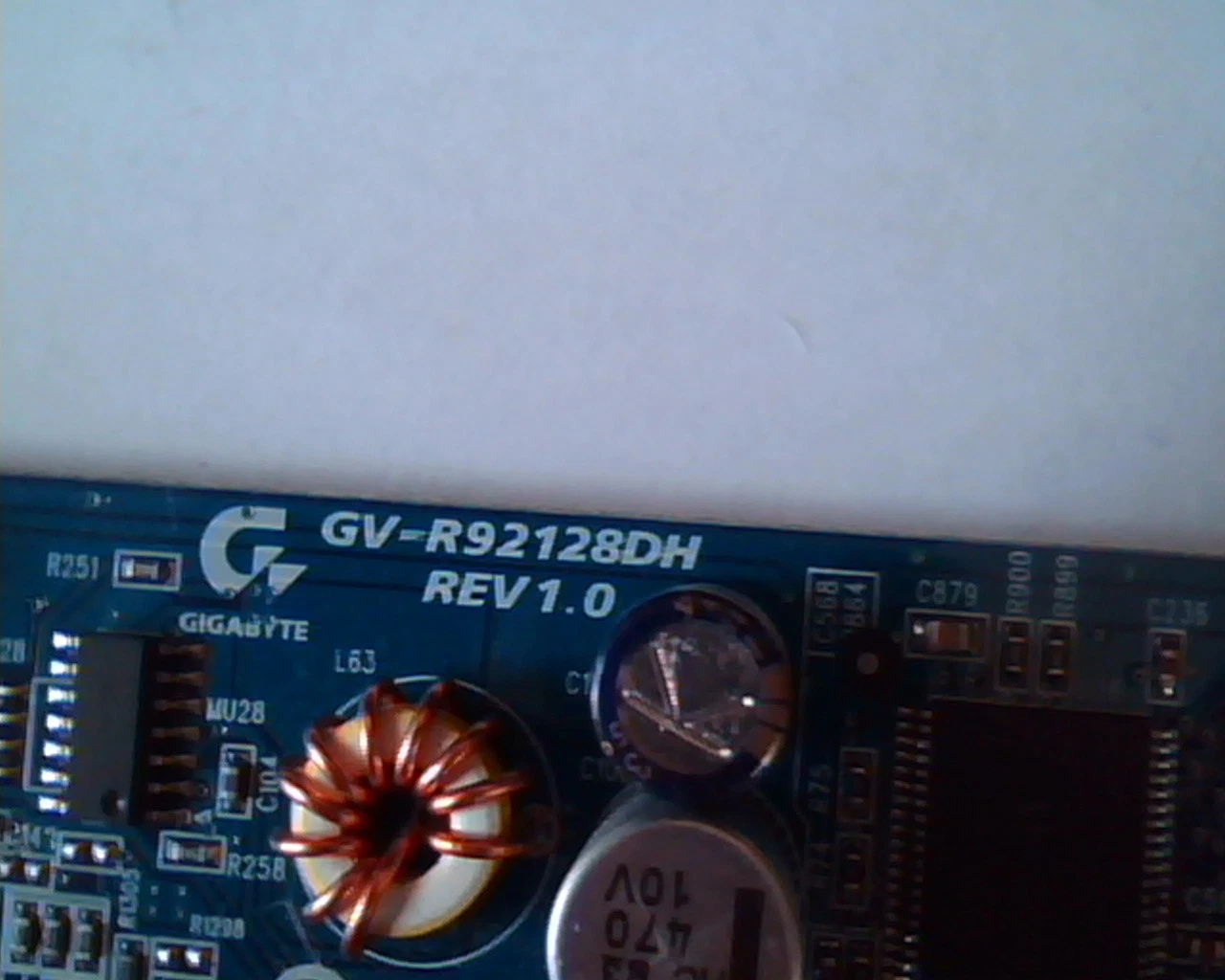 Video Graphics Card AGP 8X Gigabyte GV-R92128DH v1.0 308161B DVI VGA S-Video ATI - image 2