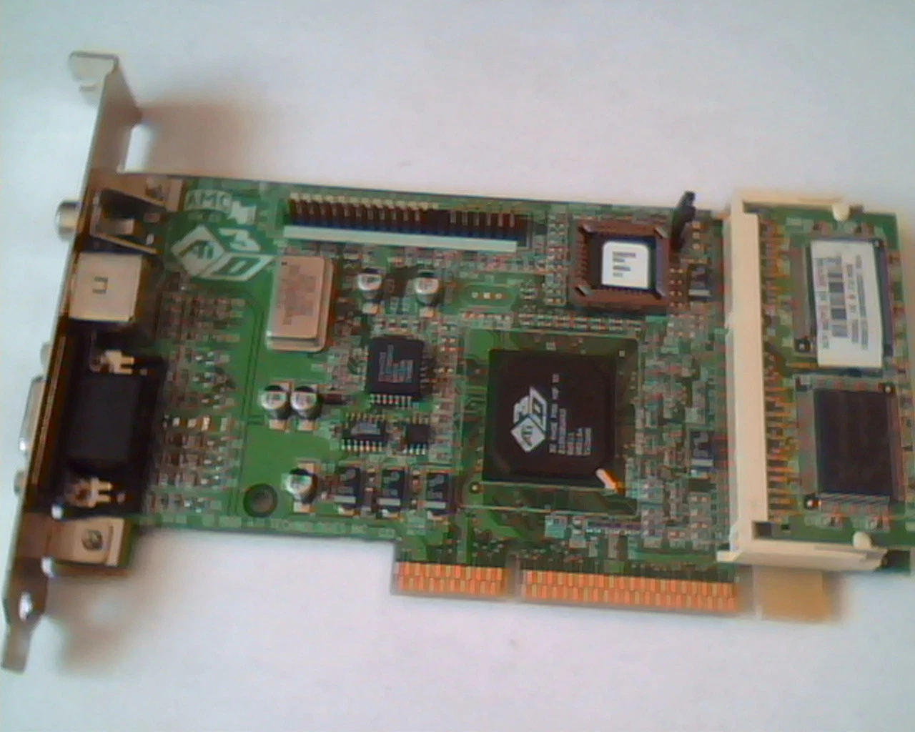Video Graphics Card AGP TI Rage 3D 2X 109-40200-20 RagePro 1024200400 Comp VGA