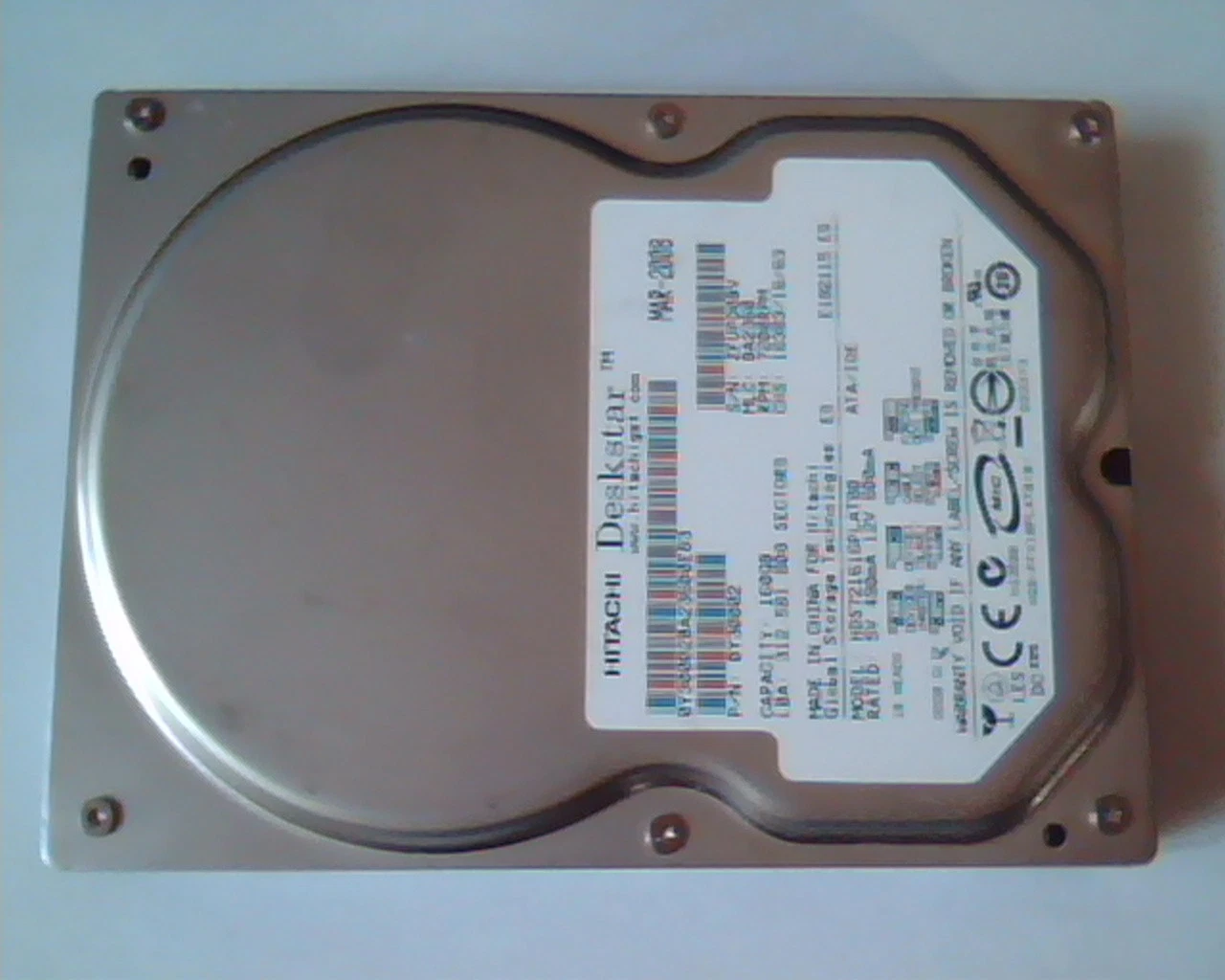 Hard Drive Disk IDE Hitachi Deskstar 0Y30002 NDS721616PLAT80 BA2360 MAR-2008