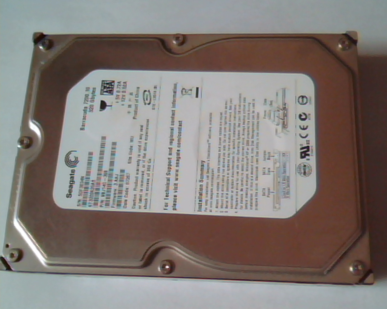 Hard Drive Disk SATA Seagate Barracuda 7200.10 320GB ST3320620AS 9BJ14G-308