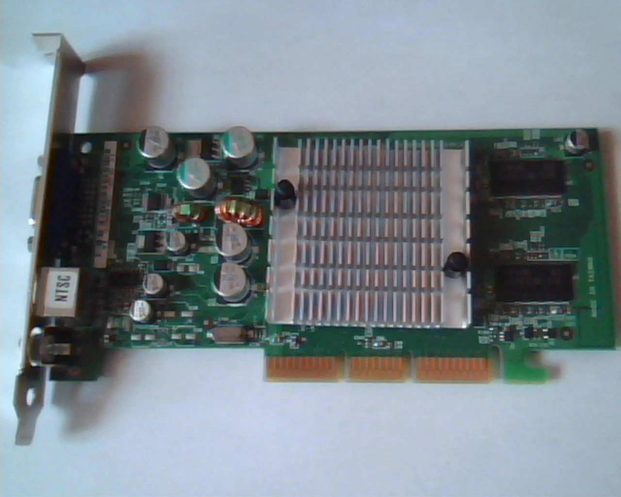 AGP card ASUS V9180Magic T 64M 4L A21-0564 C1V47F S-Vid VGA Comp V9180