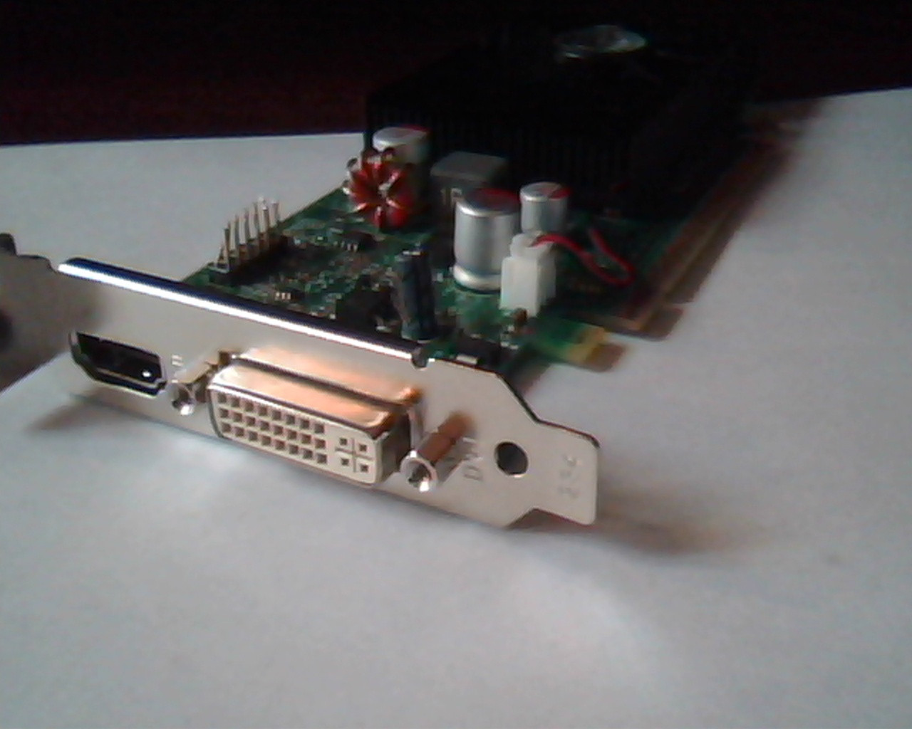 PCI-E express card N029 Rev 1.1 GeForce G210 512MB DDR2 512-P3-1210-LR 512MB - image 5