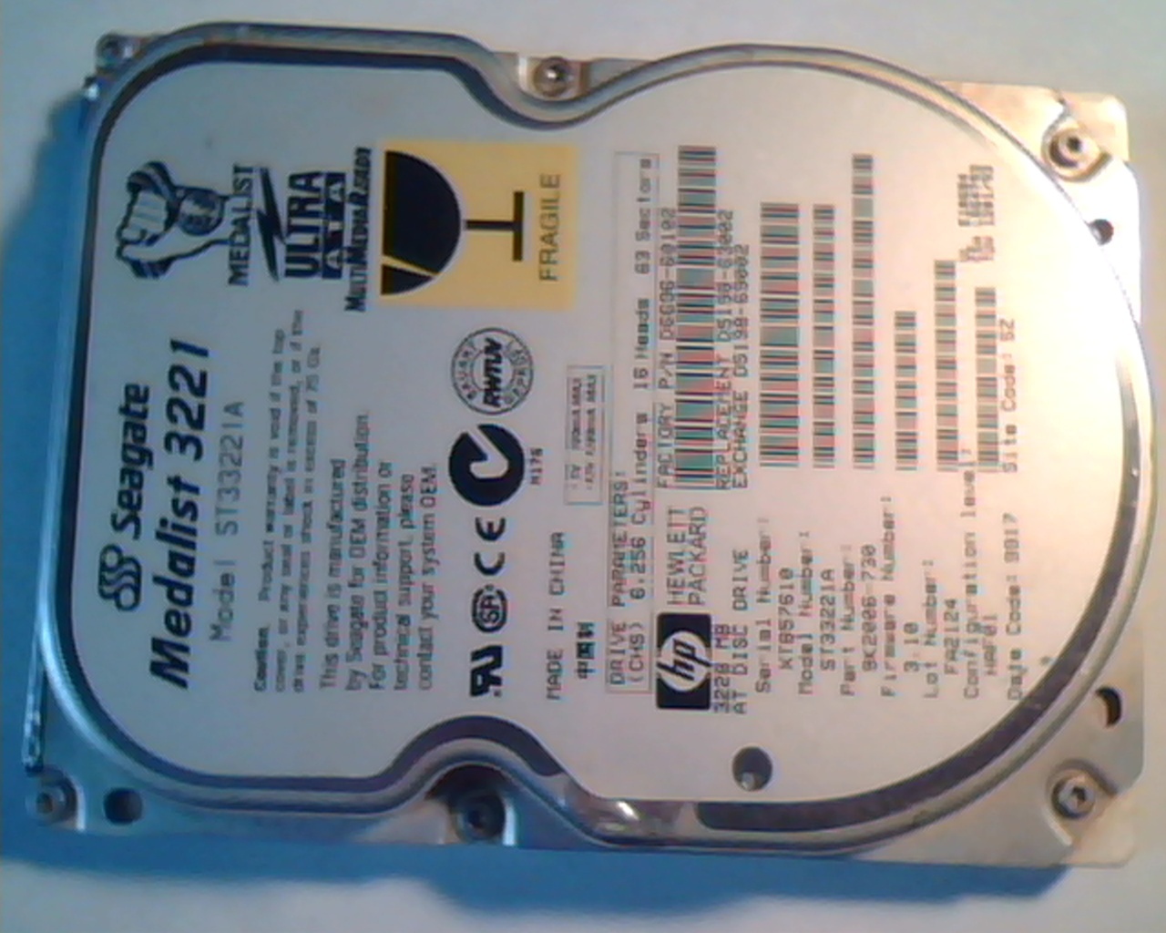 Hard Disk Drive IDE Seagate Medalist ST33221A 9K2006-730 3.10 FA2124 HAF01
