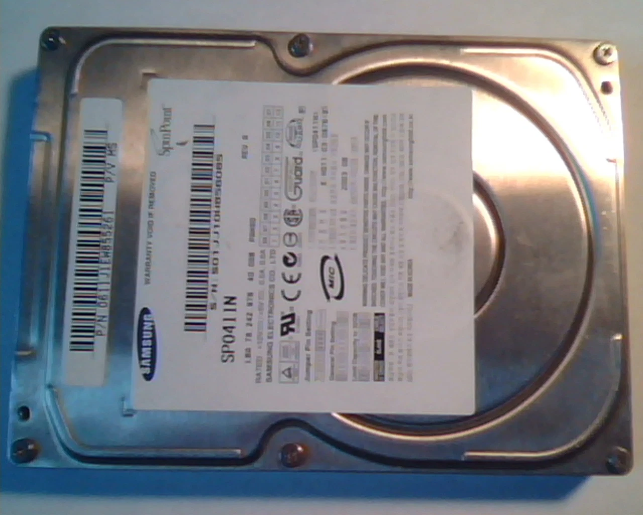 Hard Disk Drive IDE Samsung SpinPoint SP0411N E-H011-03-0676 (B) 2003.08 Rev A