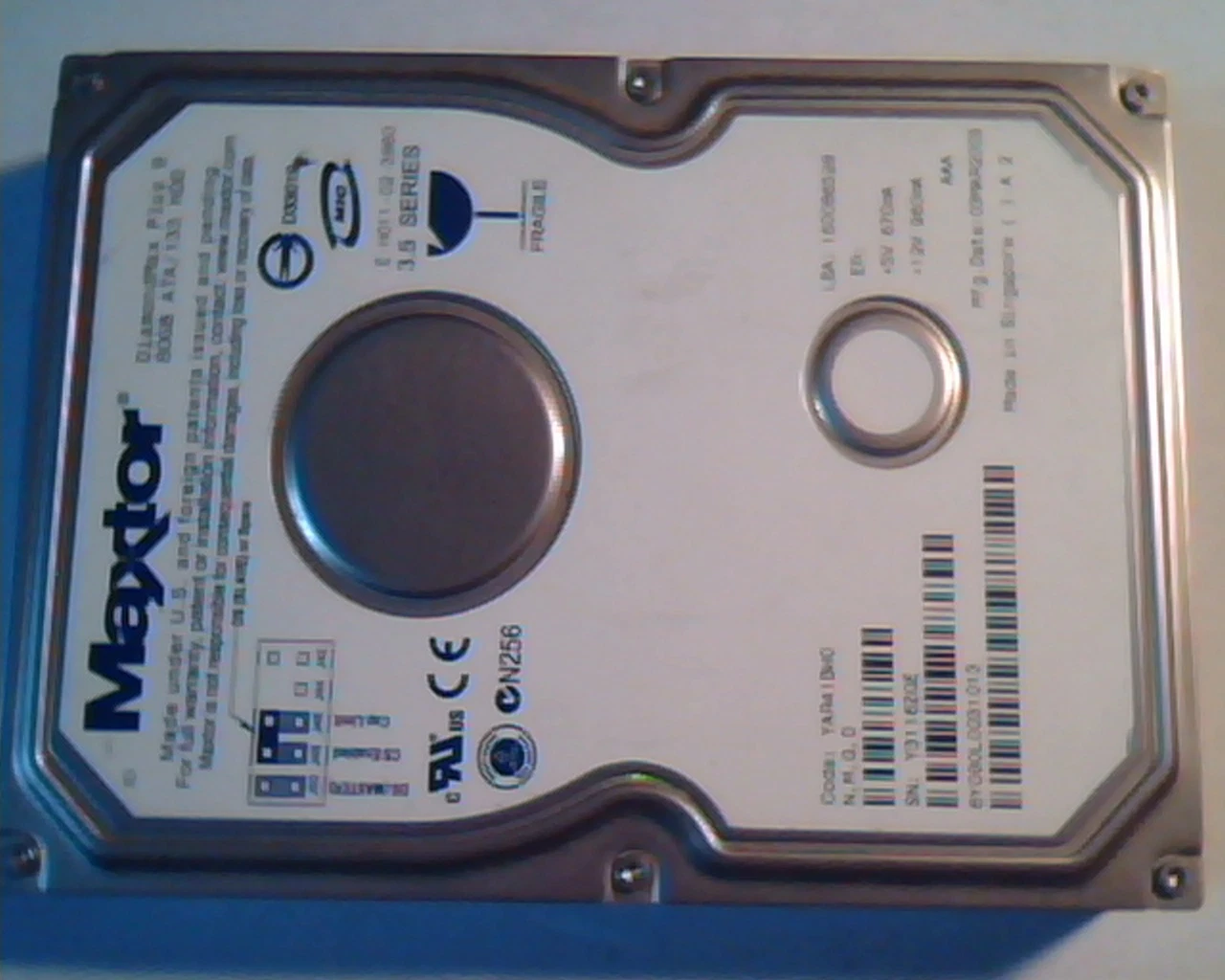 Hard Disk Drive IDE Maxtor DiamondMax Plus 9 80GB 133 HDD YAR41BW0 160086528