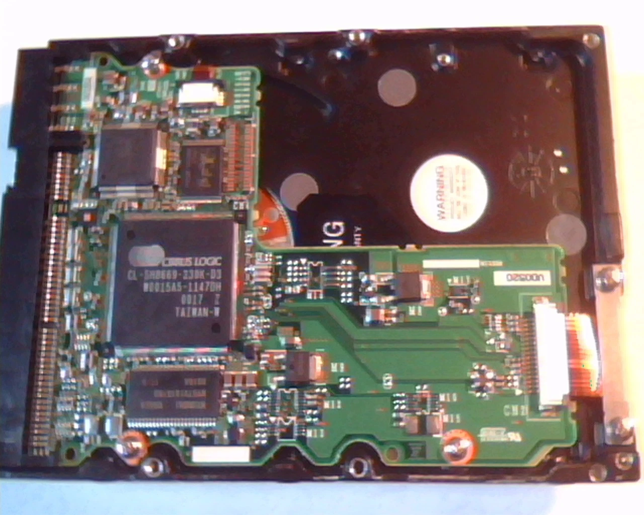 Hard Disk Drive IDE Fujitsu MPF3204AT CA05423-B934000A 2000-06 605-0028 - image 3