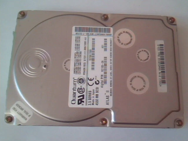 Hard Drive Quantum 4550J HN45J016 Rev 03-D DEC RZ1CB-CA 4550 MB SCSI 80-pin SCA
