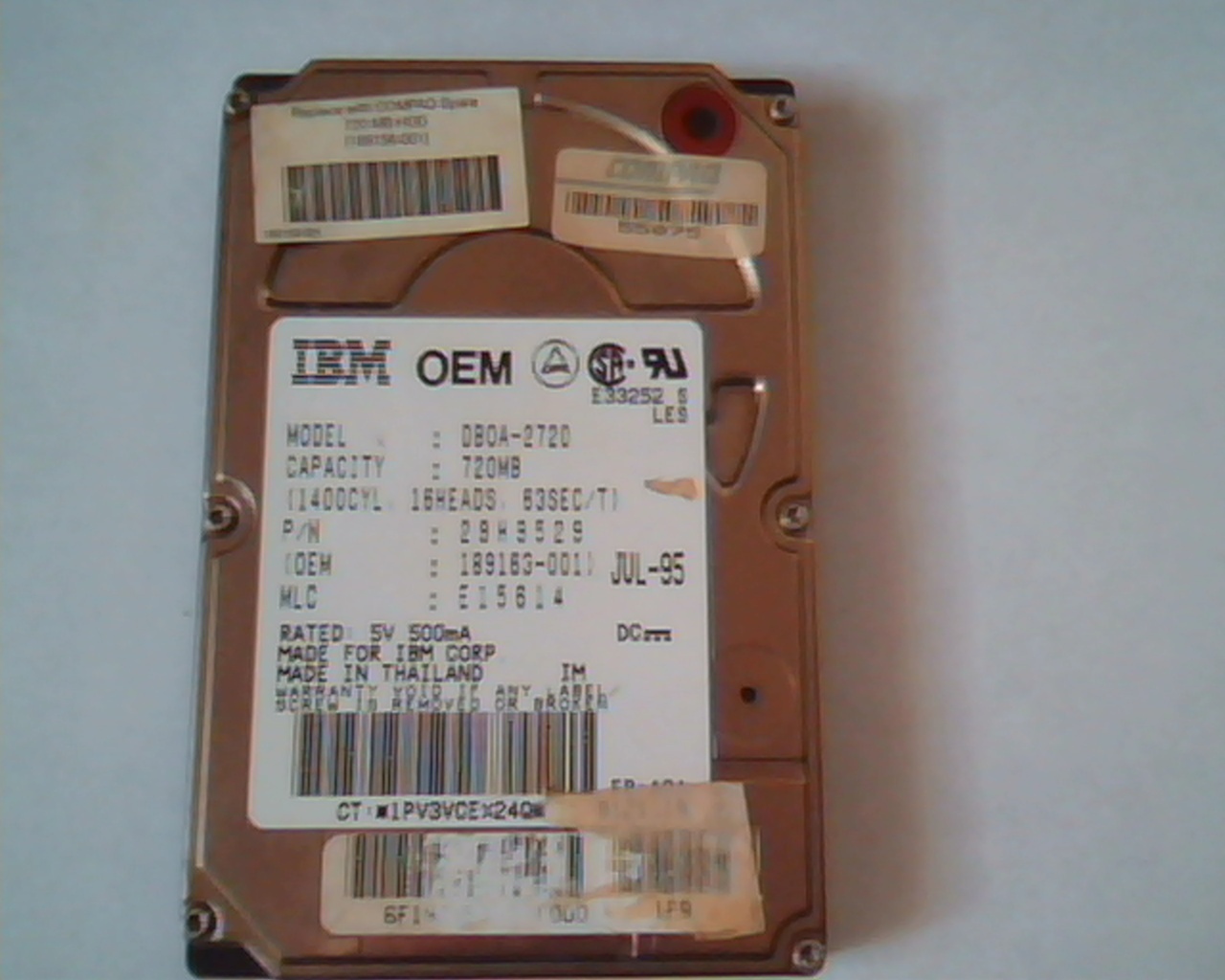2.5 Hard Disk Drive IBM DBOA-2720 720MB 29H9529 E15614 189163-001