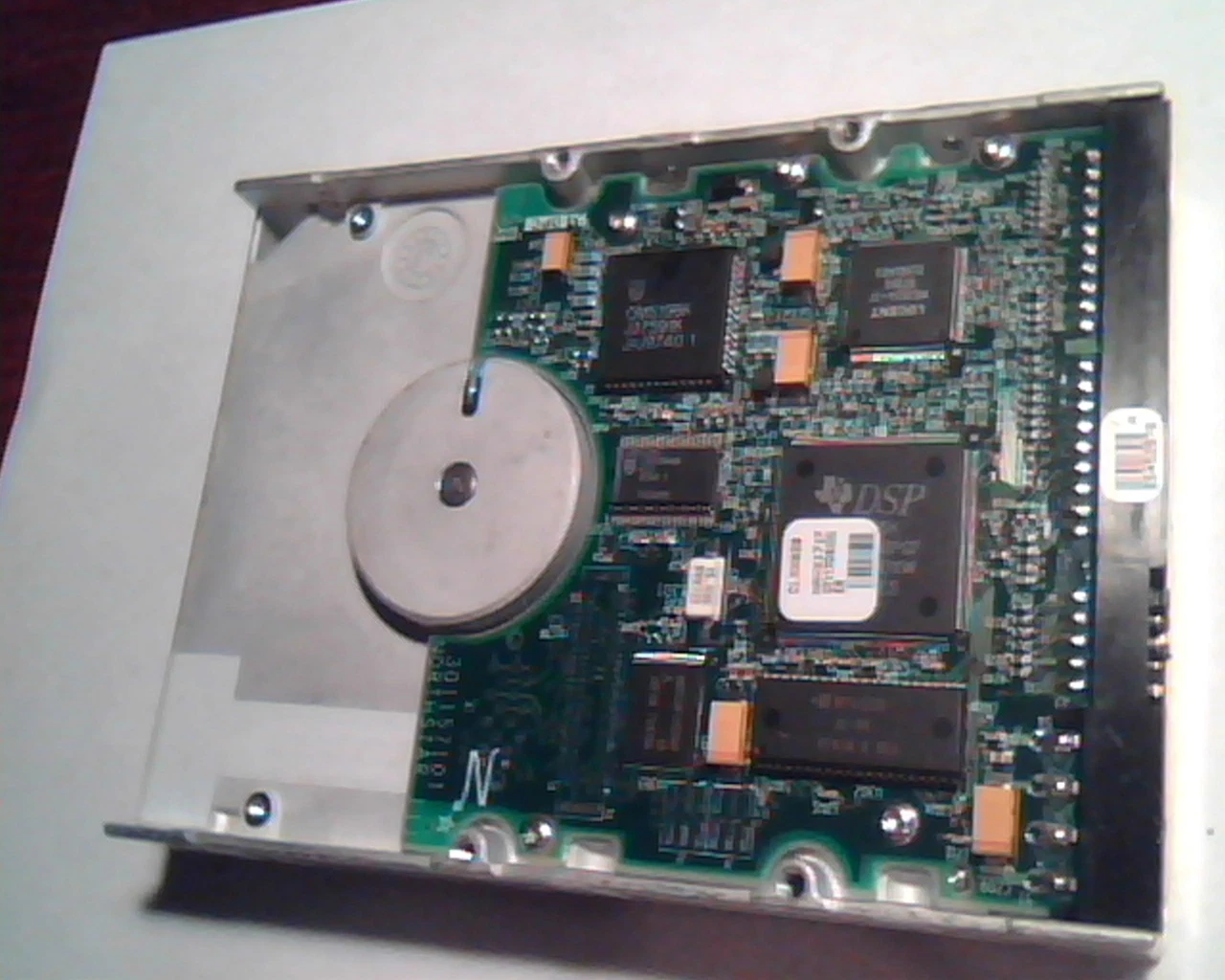 Hard Disk Drive IDE Maxtor 88400D8 08A 02B 02A 11-13-97 EA - image 3