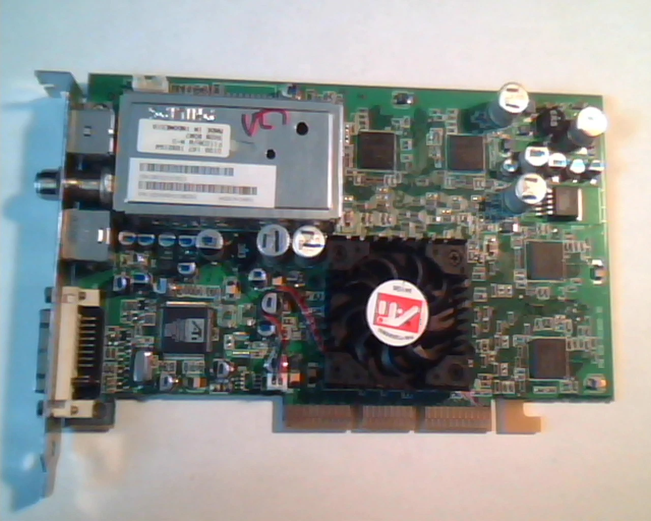 AGP card ATI 109-95900-10 1029590910 A00 Theater 200 HDMA Vid CATV