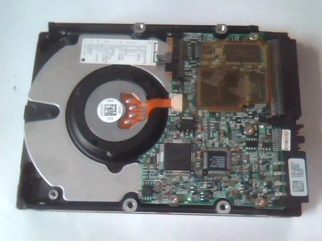 Hard Disk Drive IBM DDRS-39130 E182115 HG 00K3990 IDE - image 4