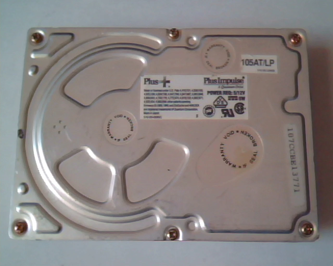 Hard Disk Drive IDE Plus Impulse 105AT LP 910-10-9105 Quantum 800-09-94