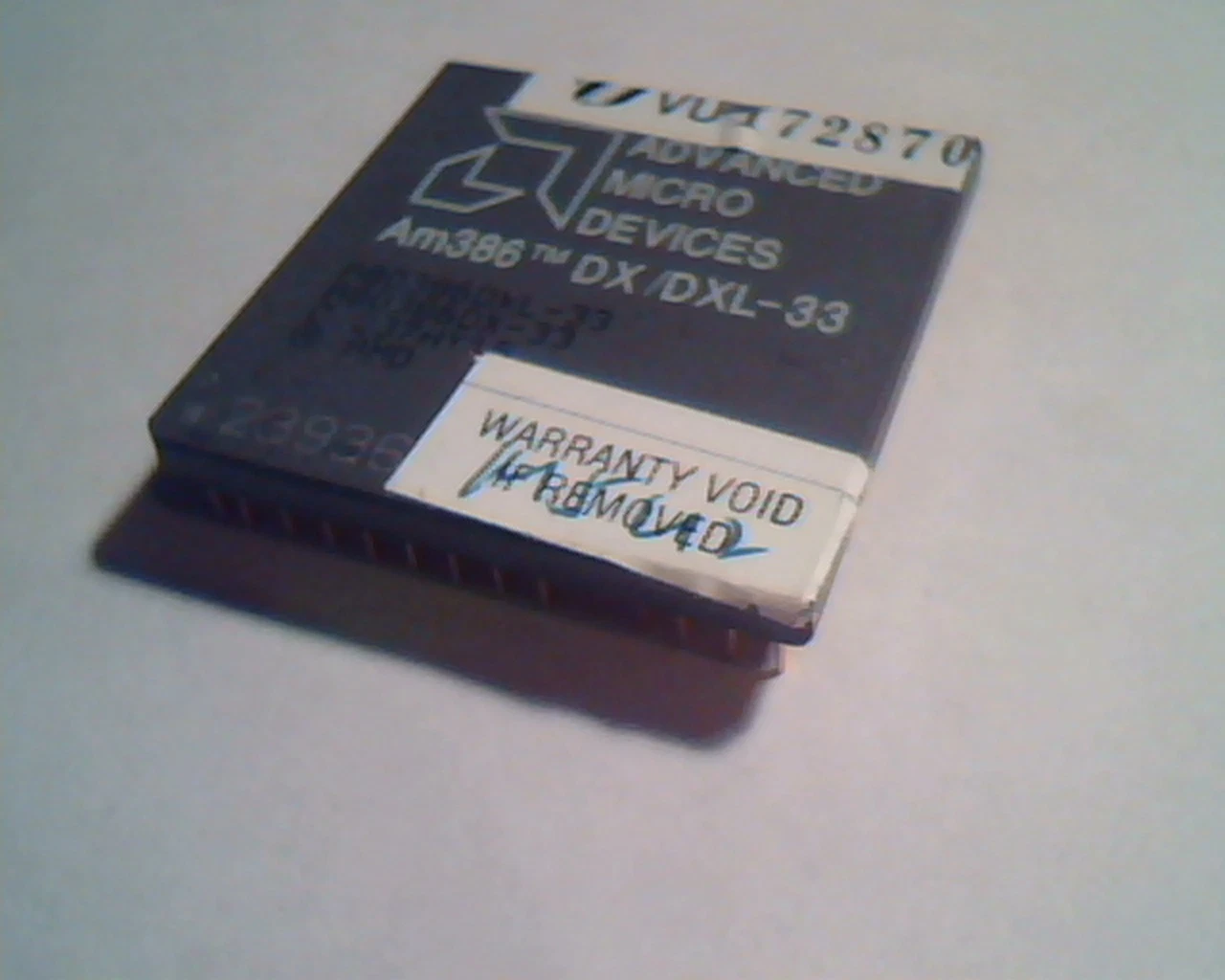 Rare CPU computer chip - Am386 DX/DXL-33 A80386DXL-33 A80386DX-33 237HY15 AMD - image 3