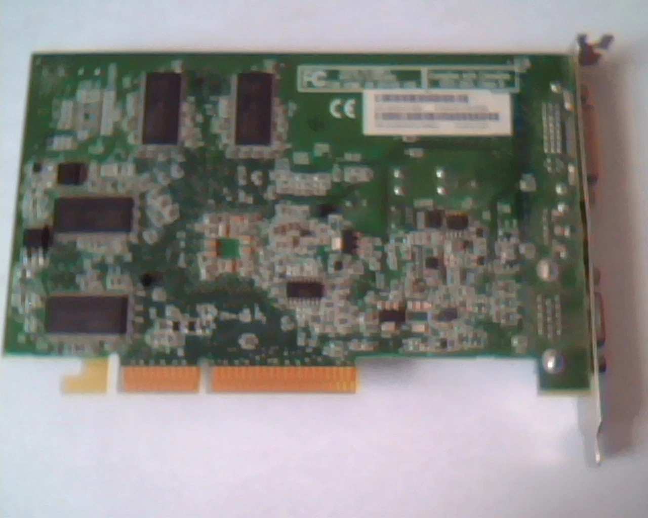 AGP card 109-A03500-10Radeon 9550 256M 102A0351511 - image 4