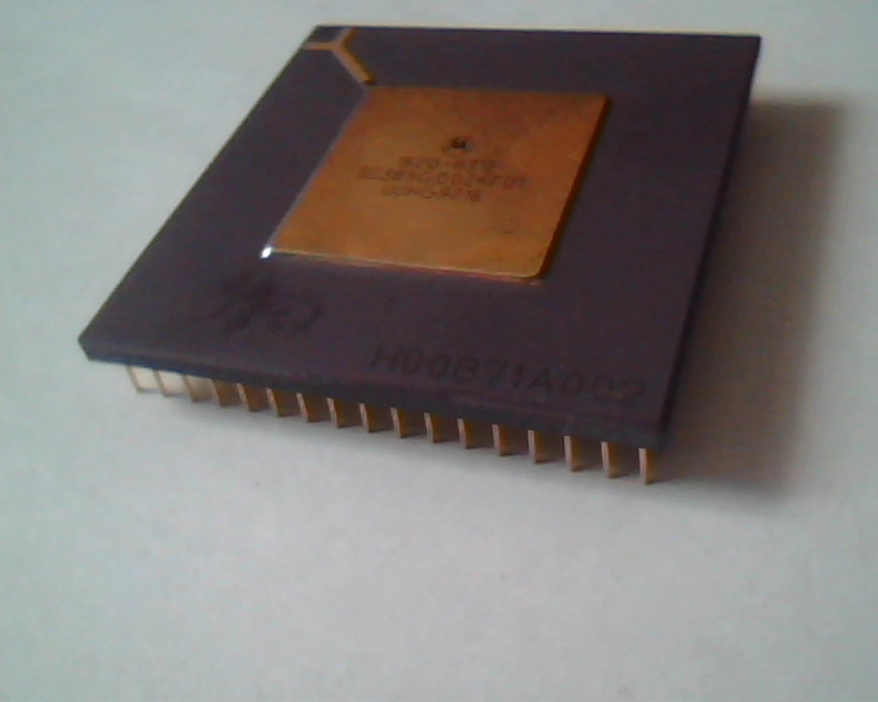 Rare CPU computer chip - 1820-8312 SC38SG002KF01 UUHG9216 H00871A002 - image 2