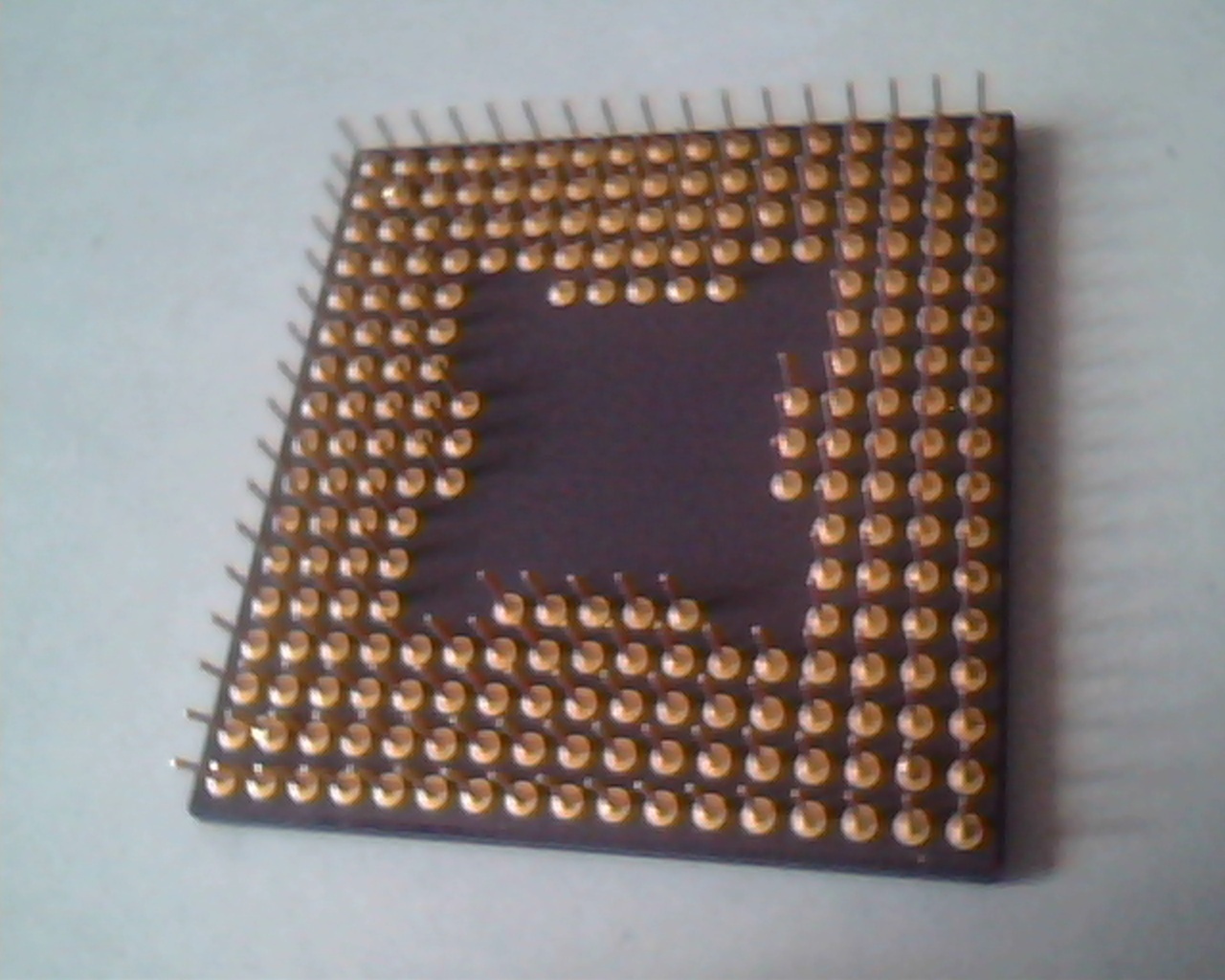 Rare CPU computer chip - 1820-8312 SC38SG002KF01 UUHG9216 H00871A002 - image 3