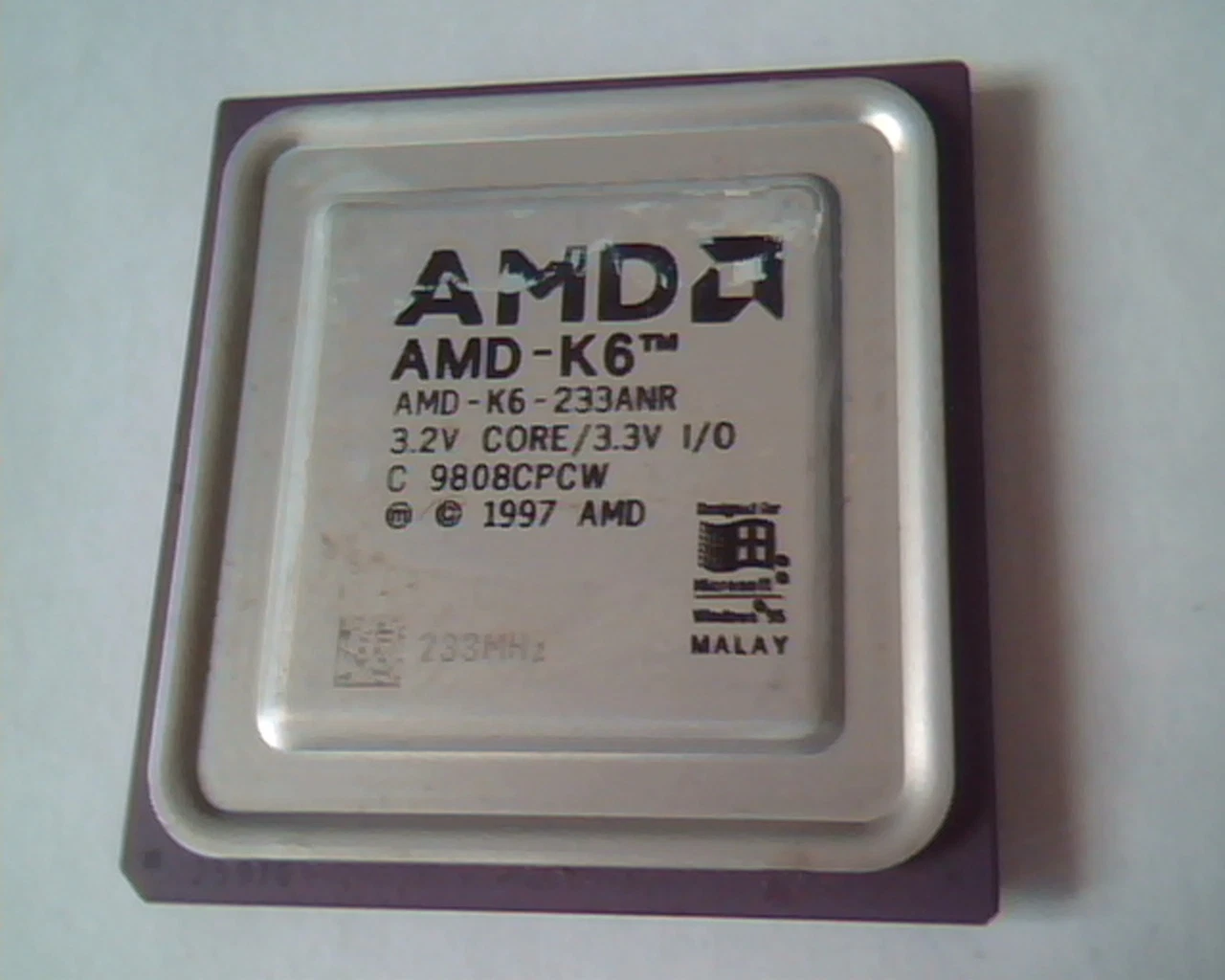 Rare CPU computer chip - AMD AMD-K6 AMD-K6-233ANR C 9808CPCW I/O Core/3.3V