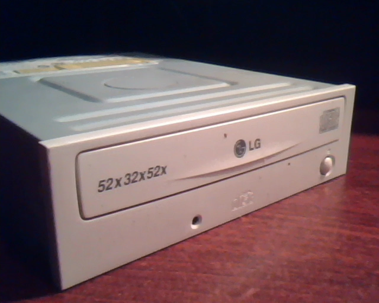 LG CD-R/RW Drive GCE-8525B 1.01 2003 HL CD Drive