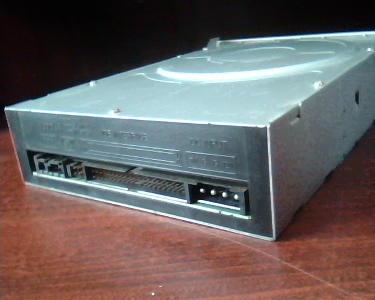 HP CD-Writer Plus 8000 Series C4465-56000 IDE CD Drive Rewritable January 2000 - image 5